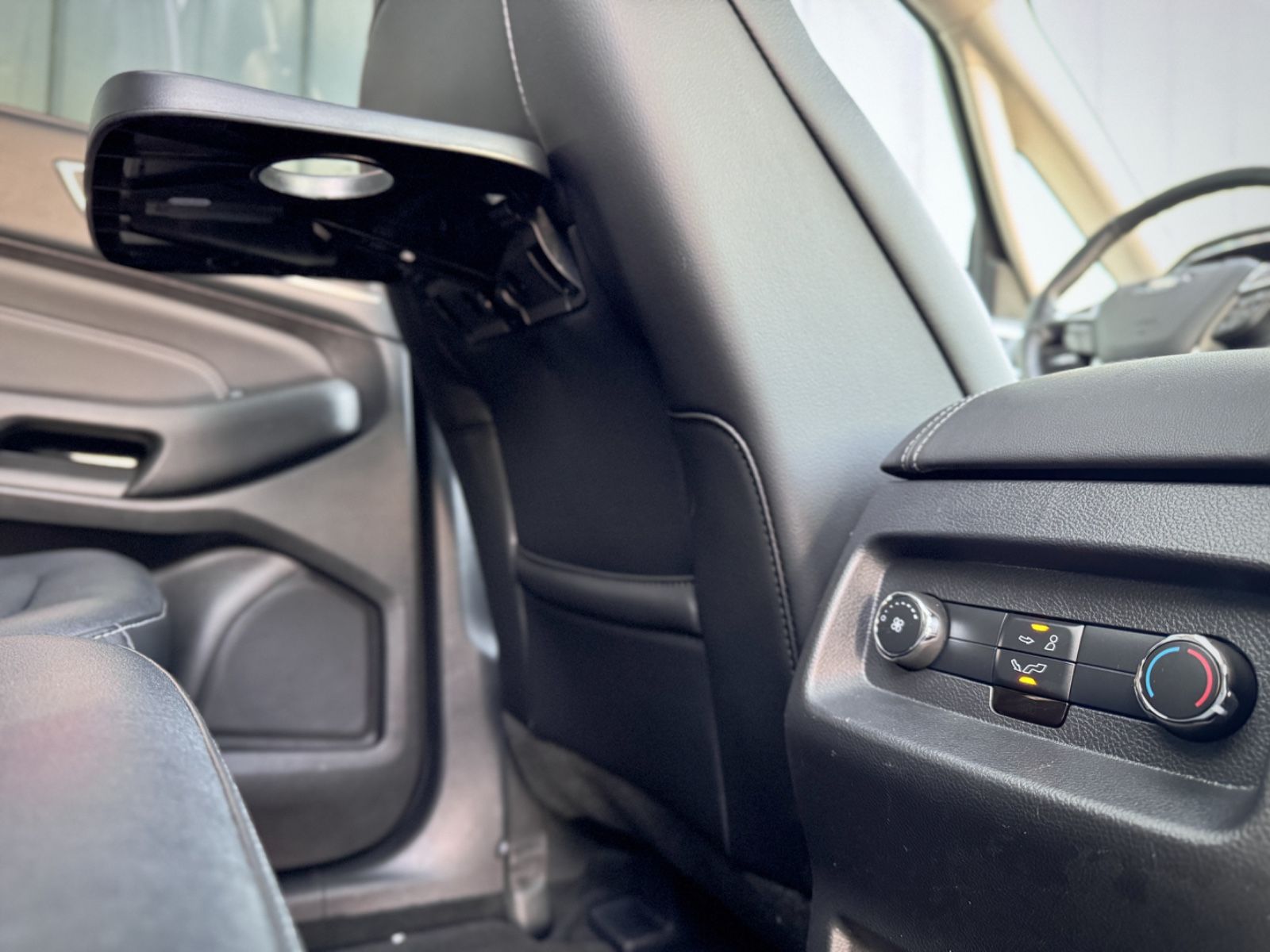 Fahrzeugabbildung Ford Galaxy 2.0 Titanium *PANORAMA|7-SITZE*