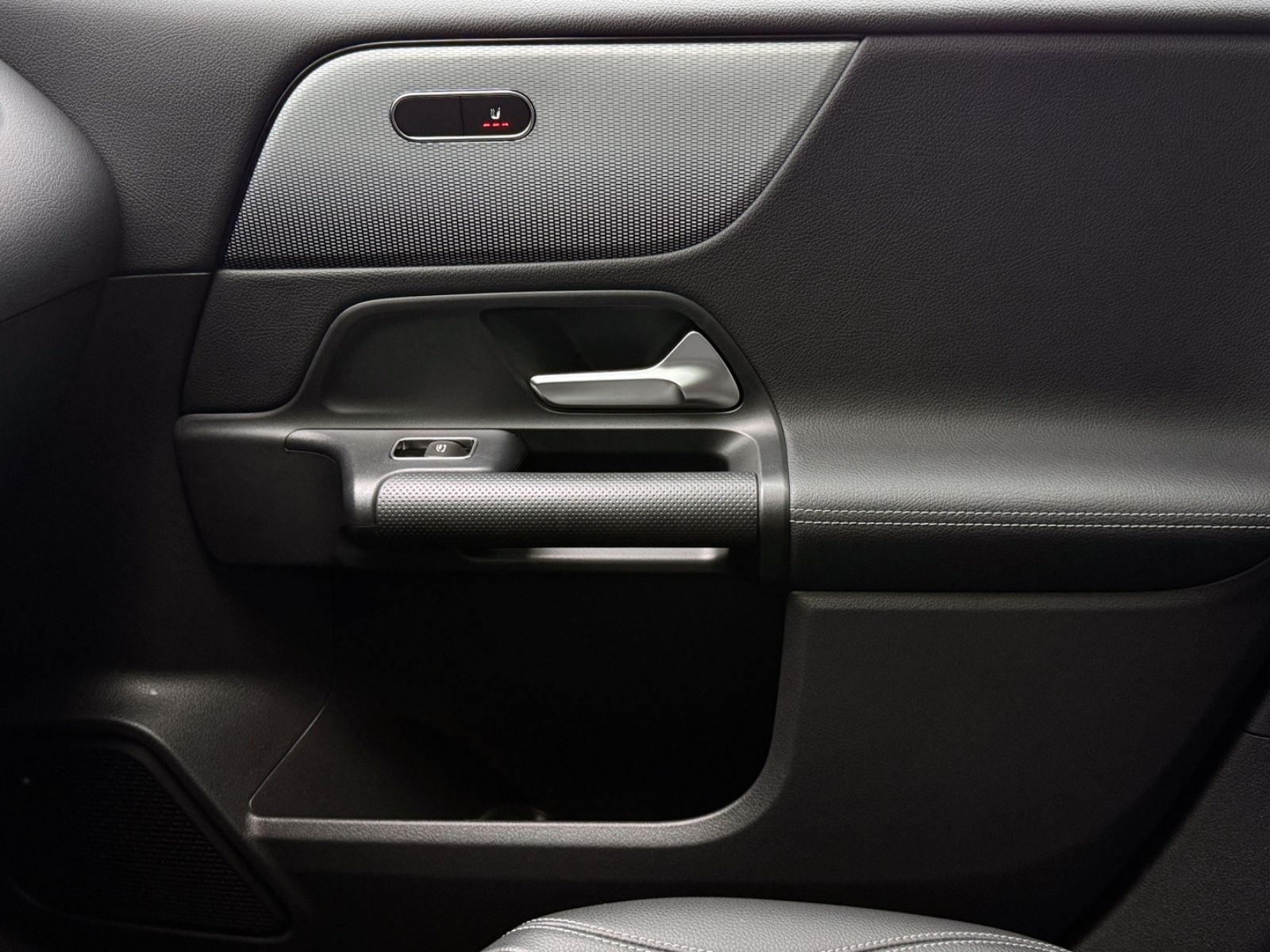 Fahrzeugabbildung Mercedes-Benz B 250e PlugIn-Hybrid Style *LED|PANO|CAM|NAVI*