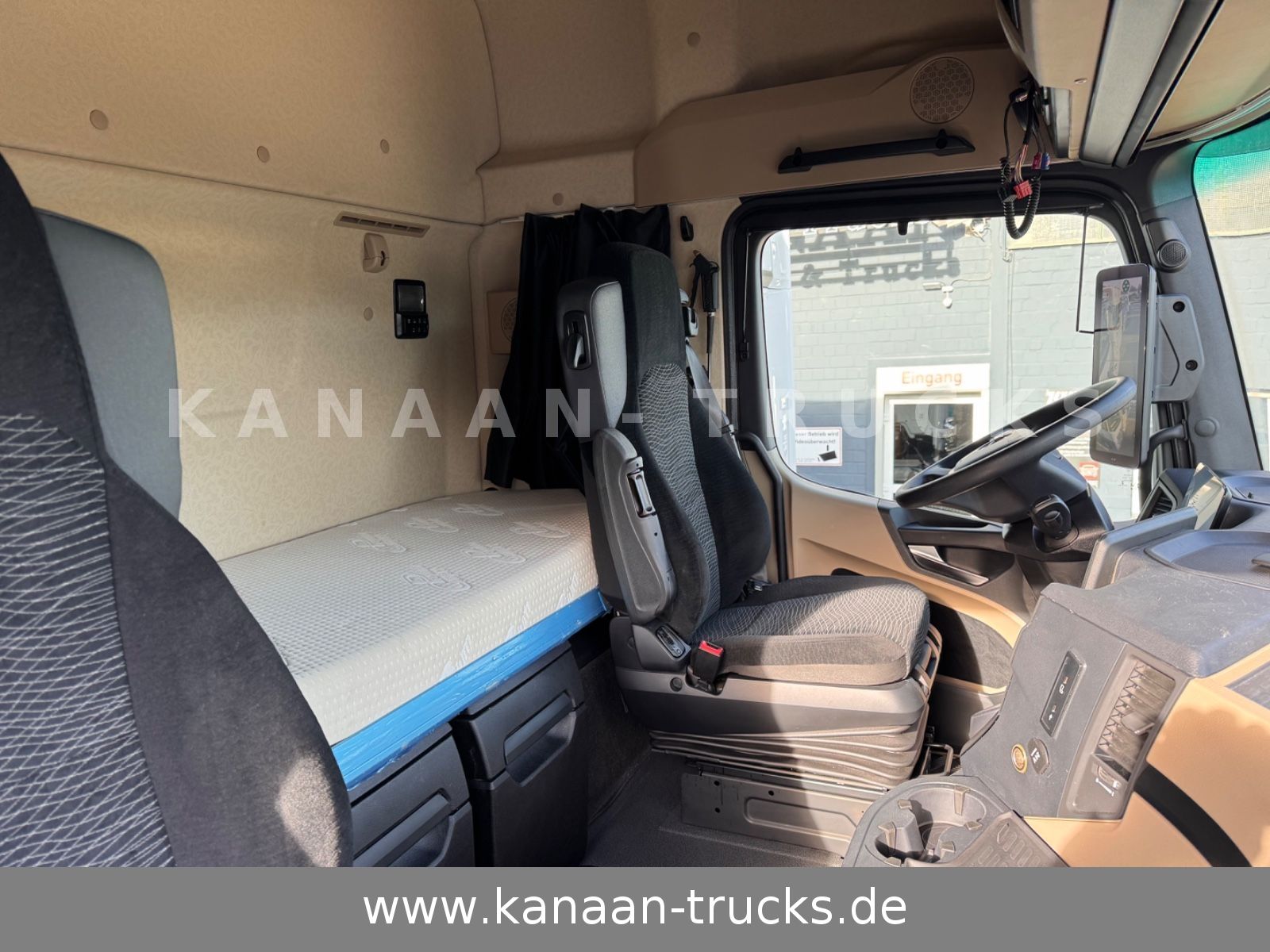 Fahrzeugabbildung Mercedes-Benz 1848 Actros 5 L BigSpace TÜV 11.2026