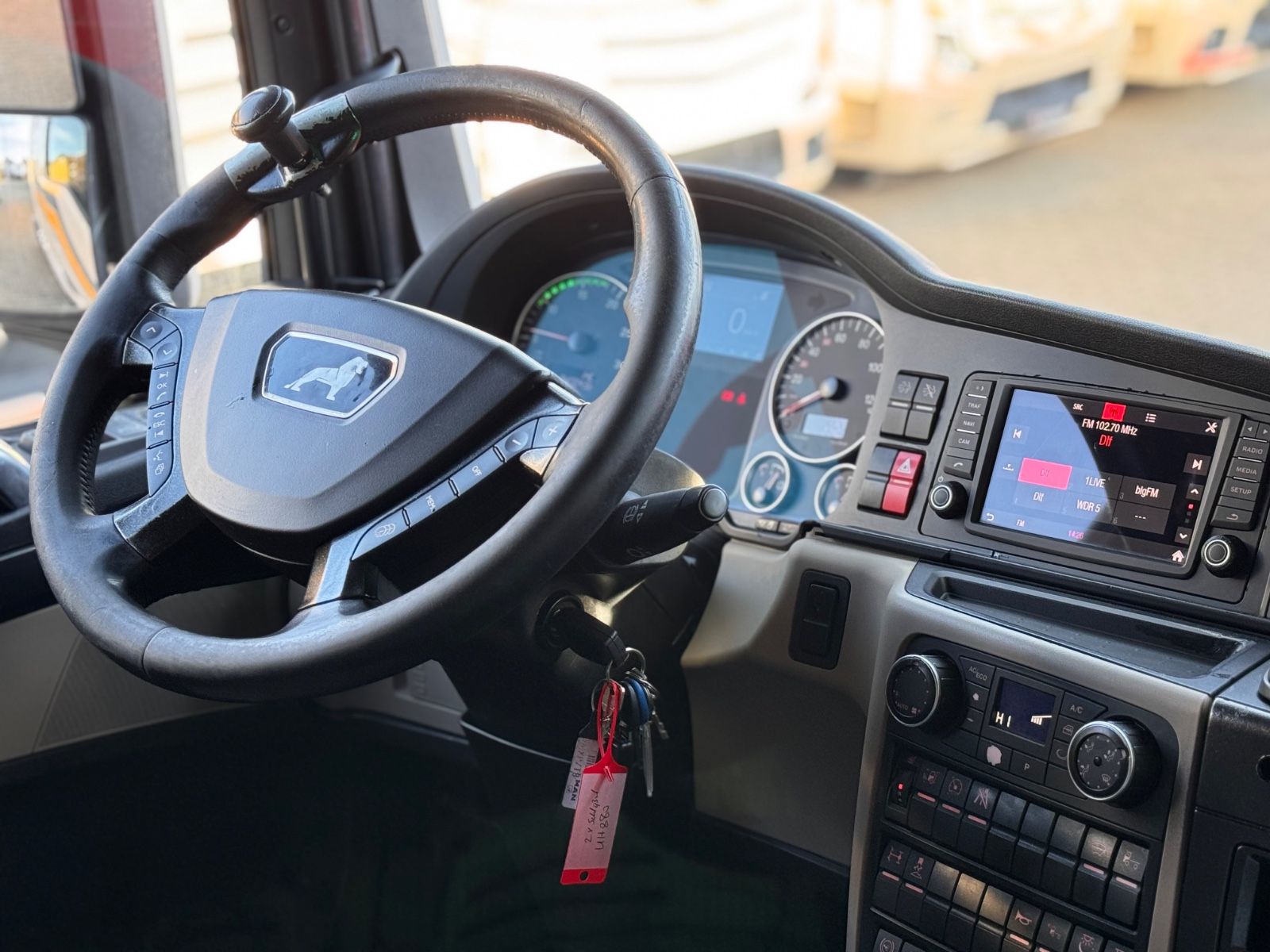 Fahrzeugabbildung MAN TGX 18.460  4x2   BLS  XXL  Standklima