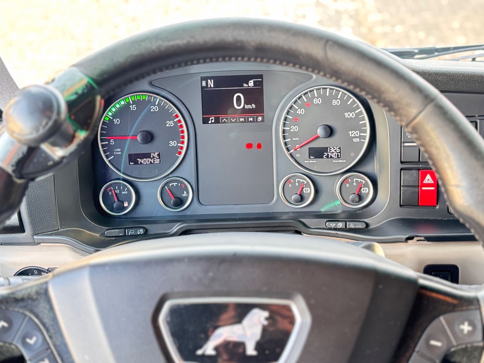 Fahrzeugabbildung MAN TGX 18.460  4x2   BLS  XXL  Standklima