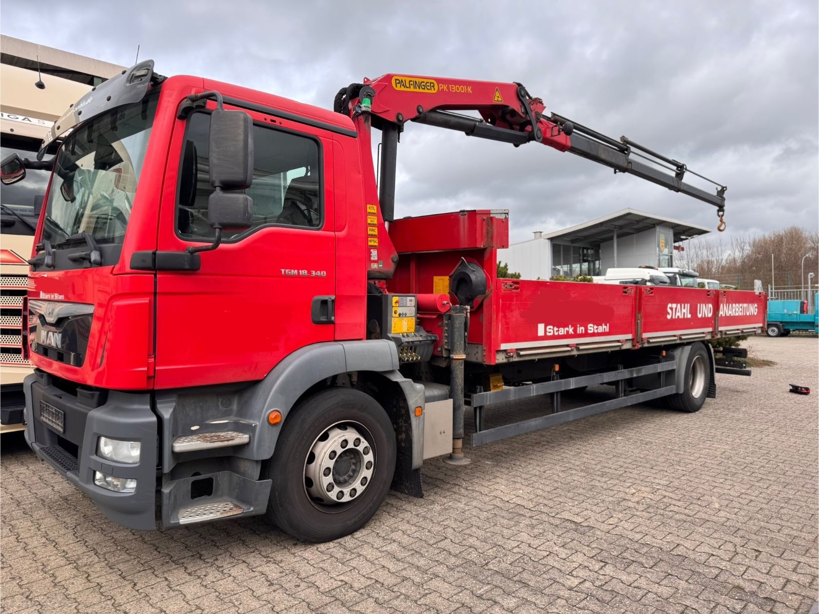 Fahrzeugabbildung MAN TGM 18.340 Langmaterial Palfinger PK13001K Funk