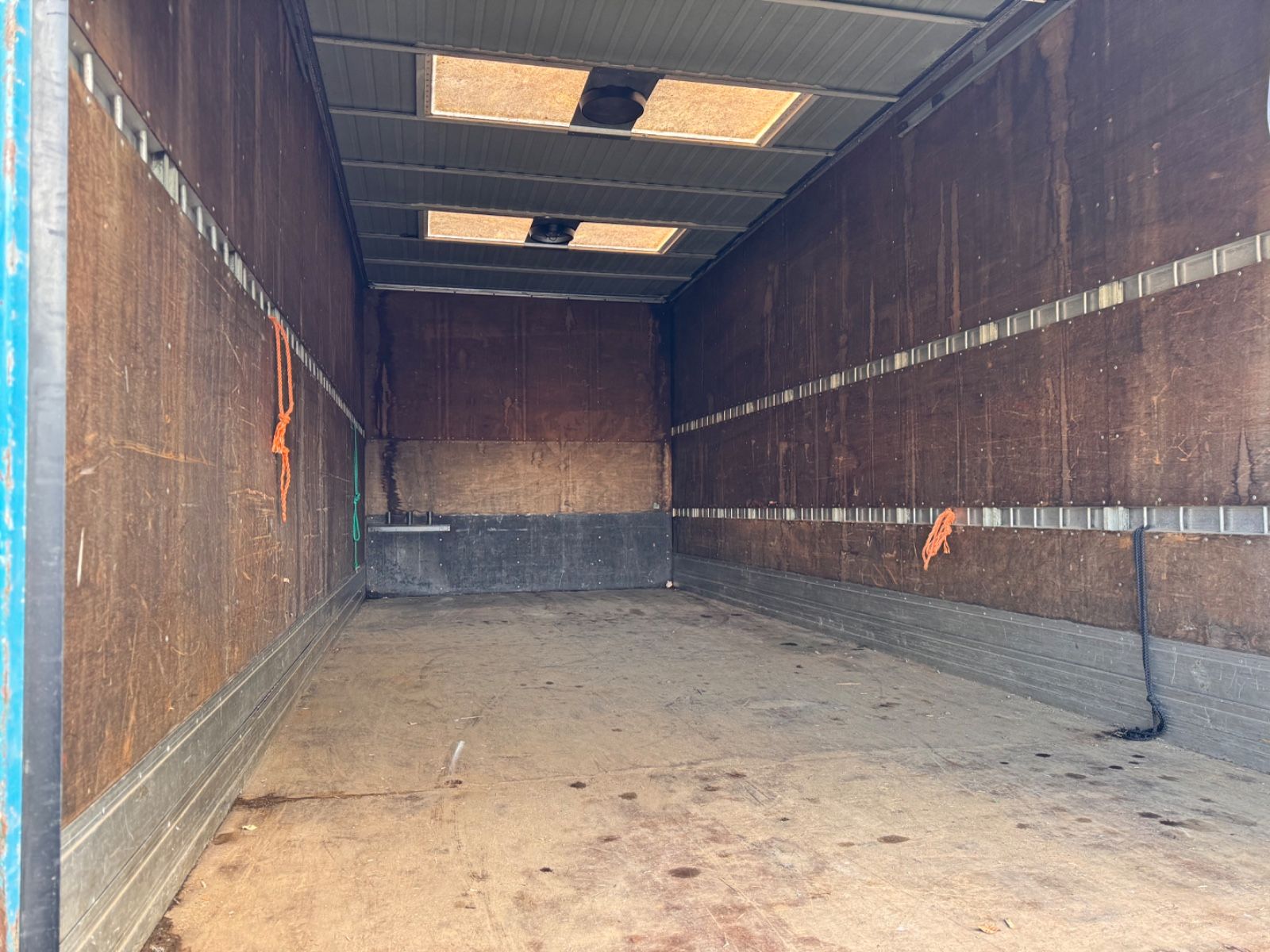 Fahrzeugabbildung MAN TGL   7.150  Koffer LBW Manuelle Schaltung