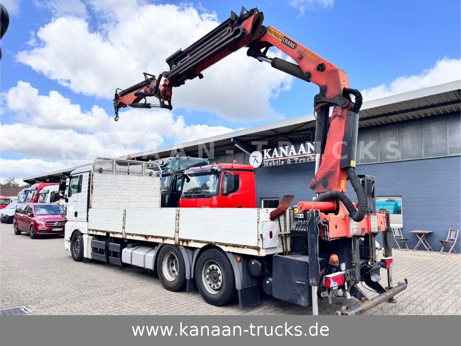 Fahrzeugabbildung MAN 26.480 TGX 6x2 Palfinger 23002 Fly-Jib ca 21 m