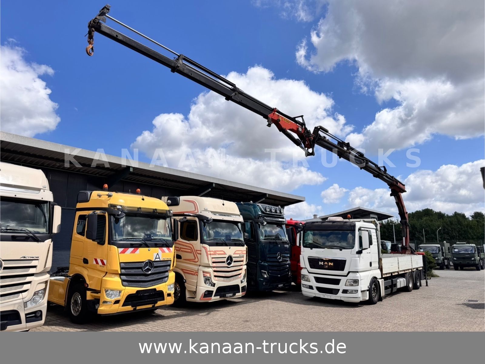 Fahrzeugabbildung MAN 26.480 TGX 6x2 Palfinger 23002 Fly-Jib ca 21 m