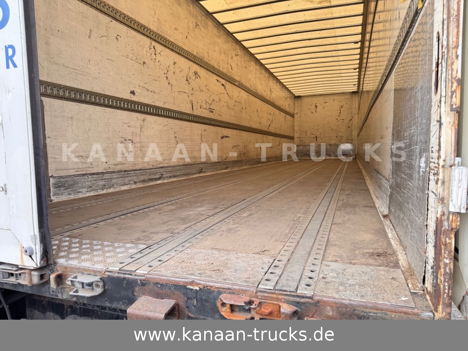 Fahrzeugabbildung Kögel SPKH 24 Koffer 3-Achser