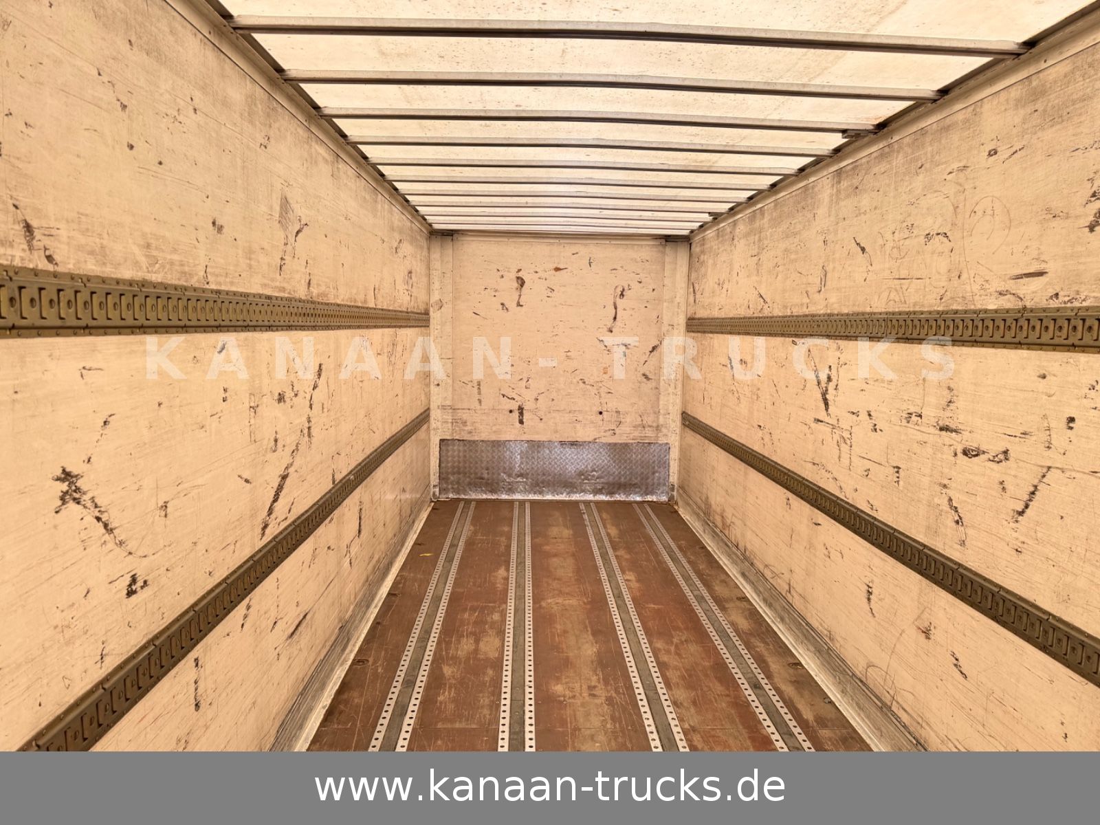 Fahrzeugabbildung Kögel SPKH 24 Koffer 3-Achser