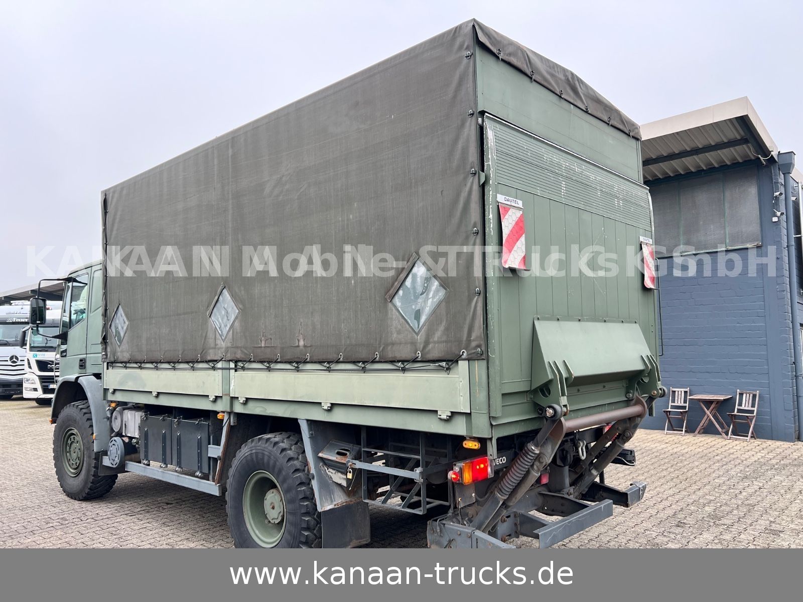 Fahrzeugabbildung Iveco 140 E240 Eurocargo 4x4 Miltär Camper Expedition