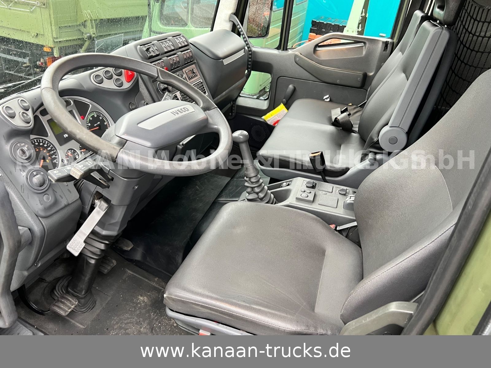 Fahrzeugabbildung Iveco 140 E240 Eurocargo 4x4 Miltär Camper Expedition