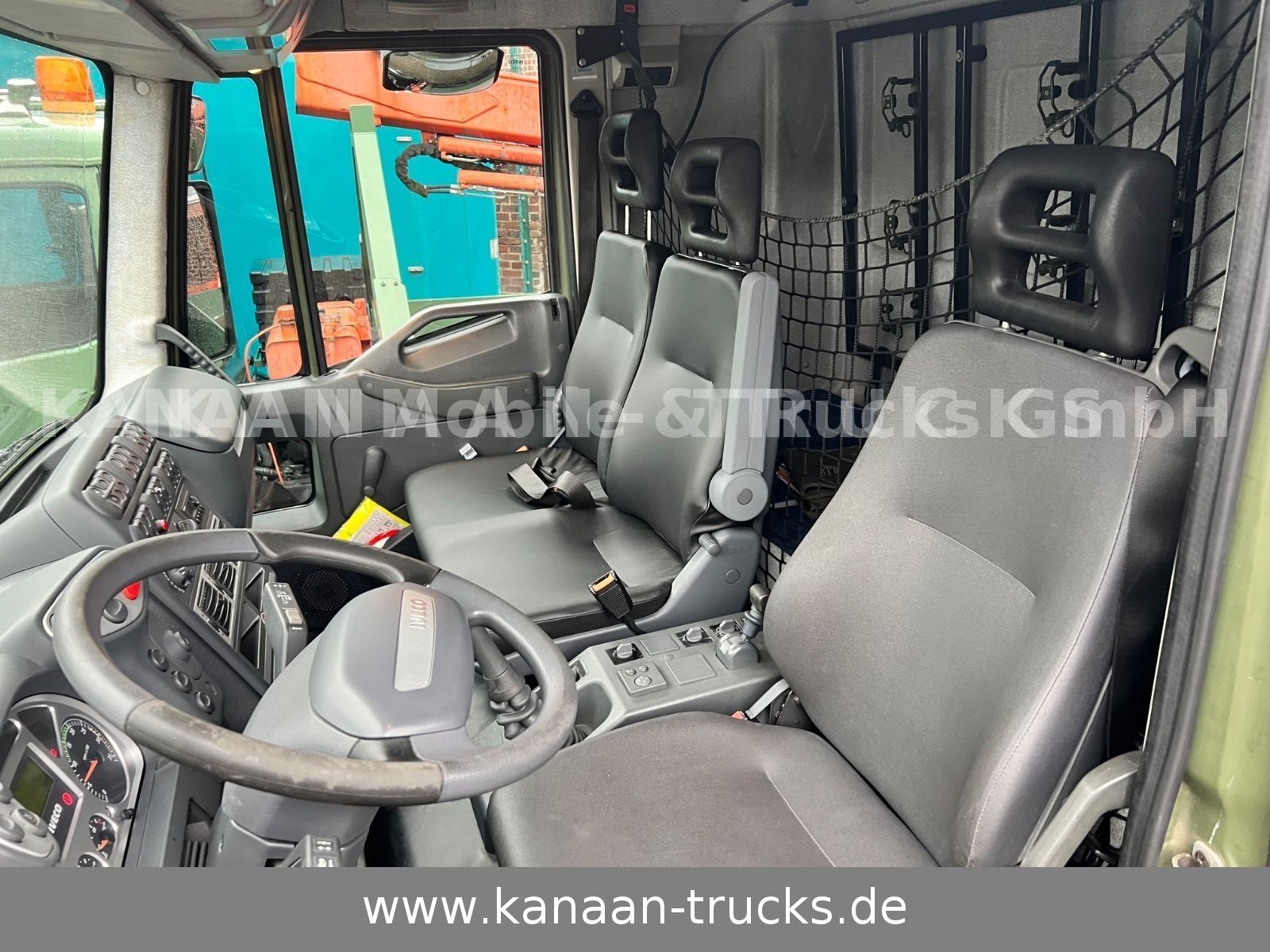 Fahrzeugabbildung Iveco 140 E240 Eurocargo 4x4 Miltär Camper Expedition