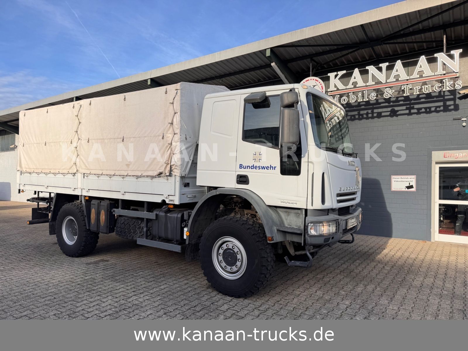 Fahrzeugabbildung Iveco 140 E240 Eurocargo 4x4 Miltär Camper Expedition