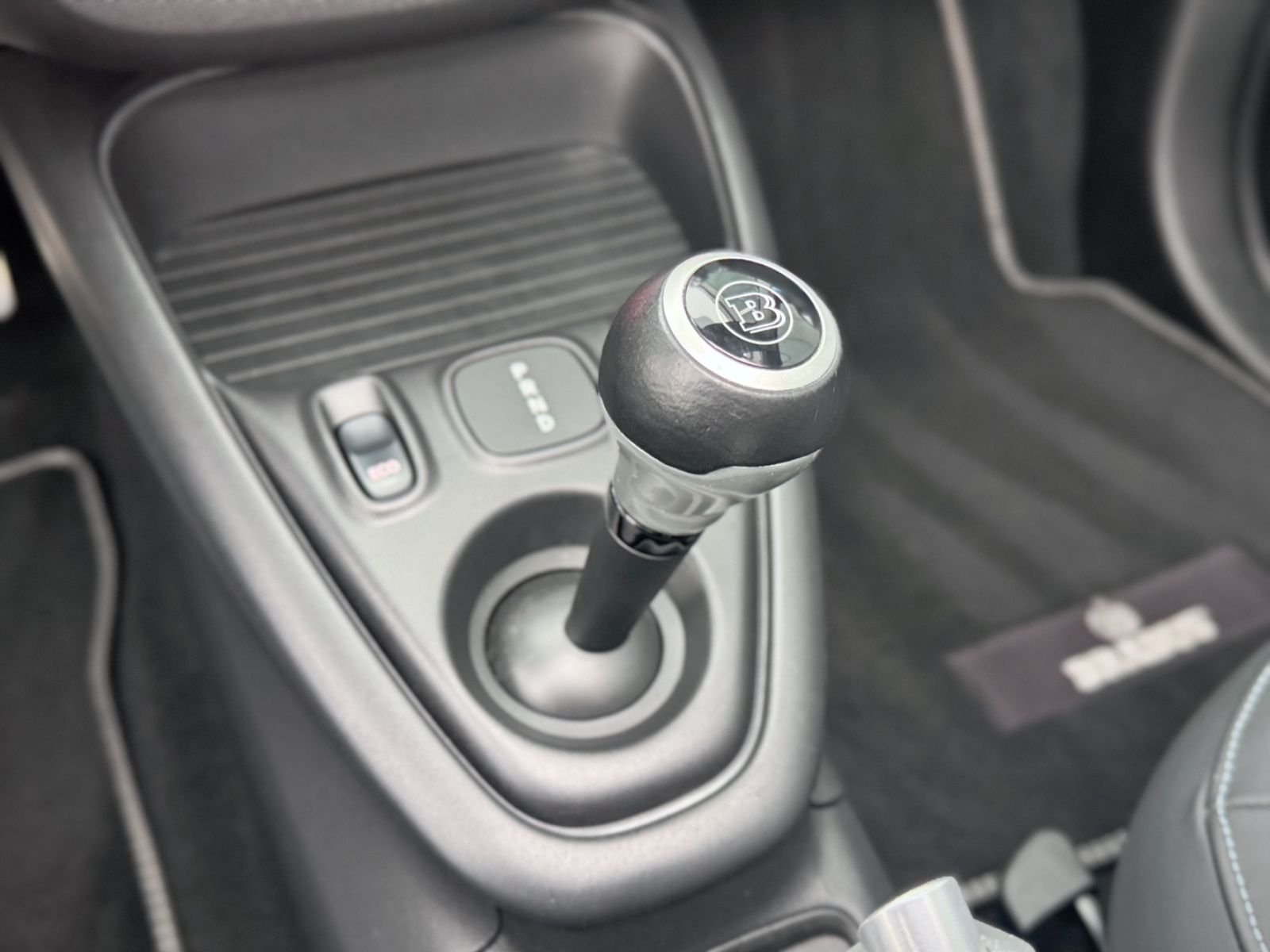 Fahrzeugabbildung Smart ForTwo Cabriolet Electric Drive/EQ BRABUS TAILOR