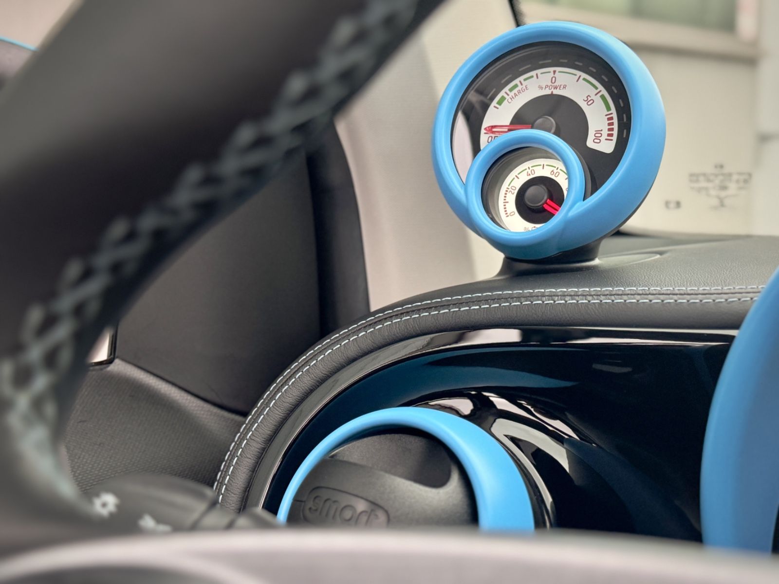 Fahrzeugabbildung Smart ForTwo Cabriolet Electric Drive/EQ BRABUS TAILOR