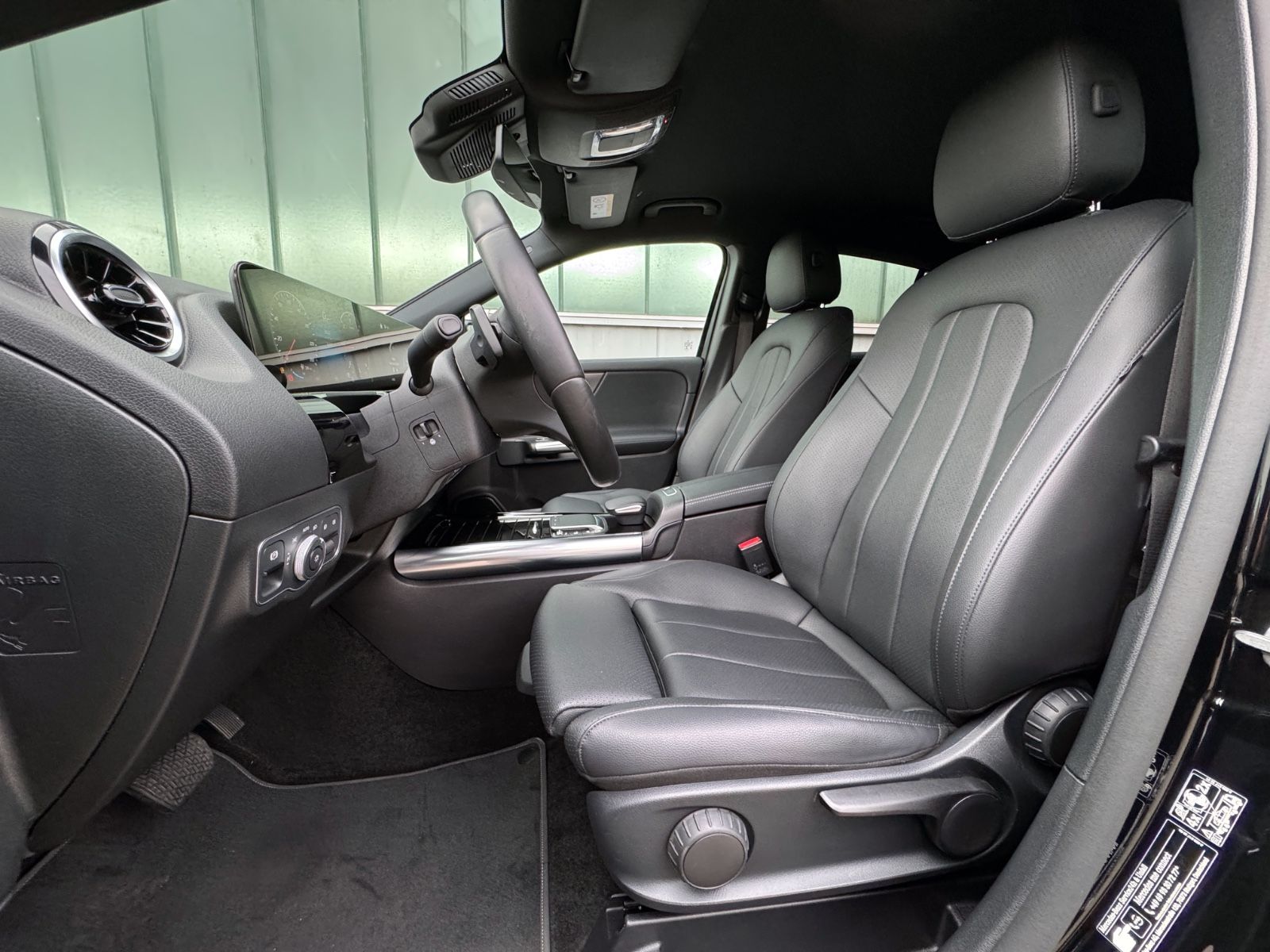 Fahrzeugabbildung Mercedes-Benz GLA 200d 4Matic Progressive*ASSIST|STANDHEIZUNG*