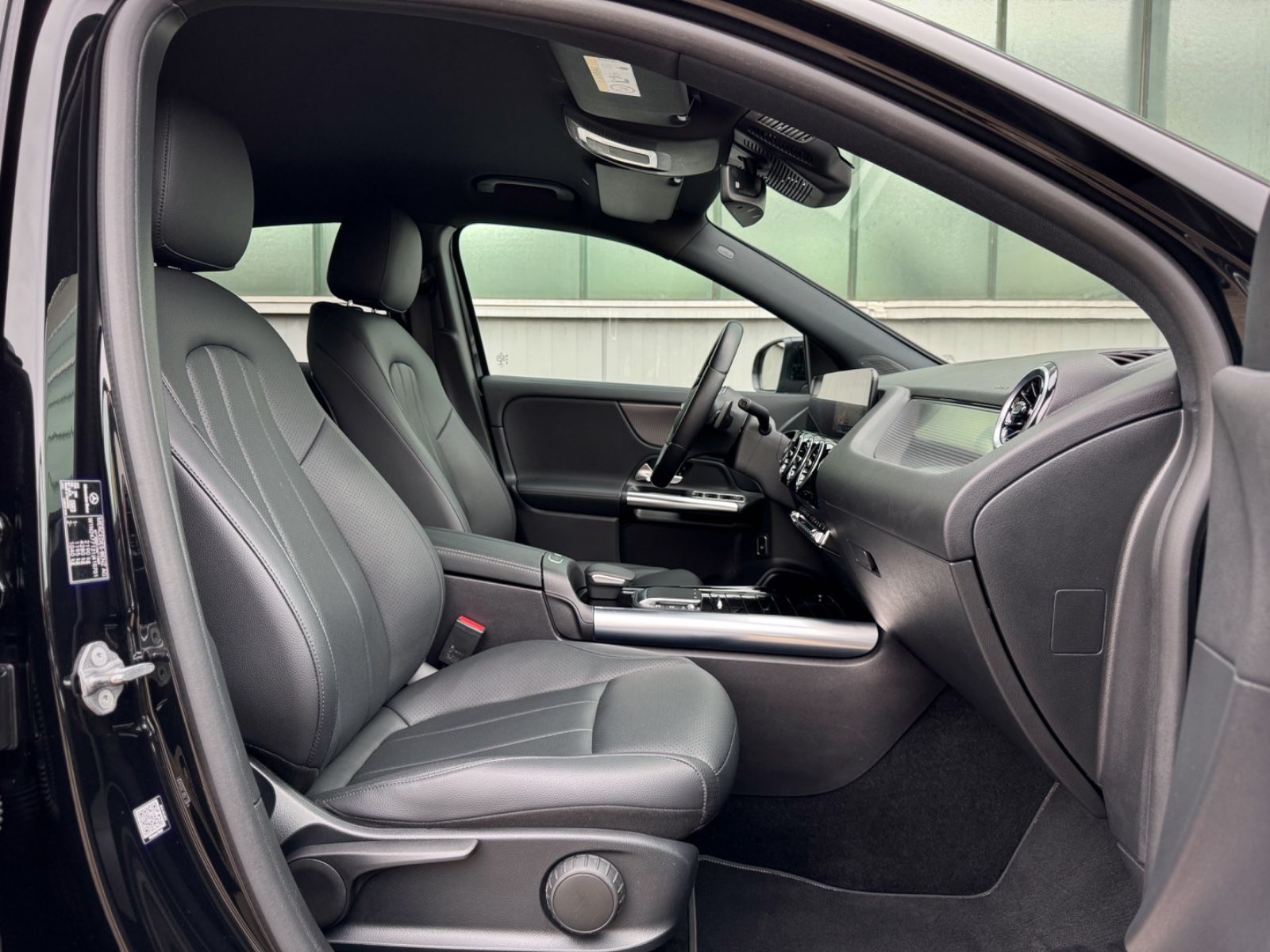 Fahrzeugabbildung Mercedes-Benz GLA 200d 4Matic Progressive*ASSIST|STANDHEIZUNG*