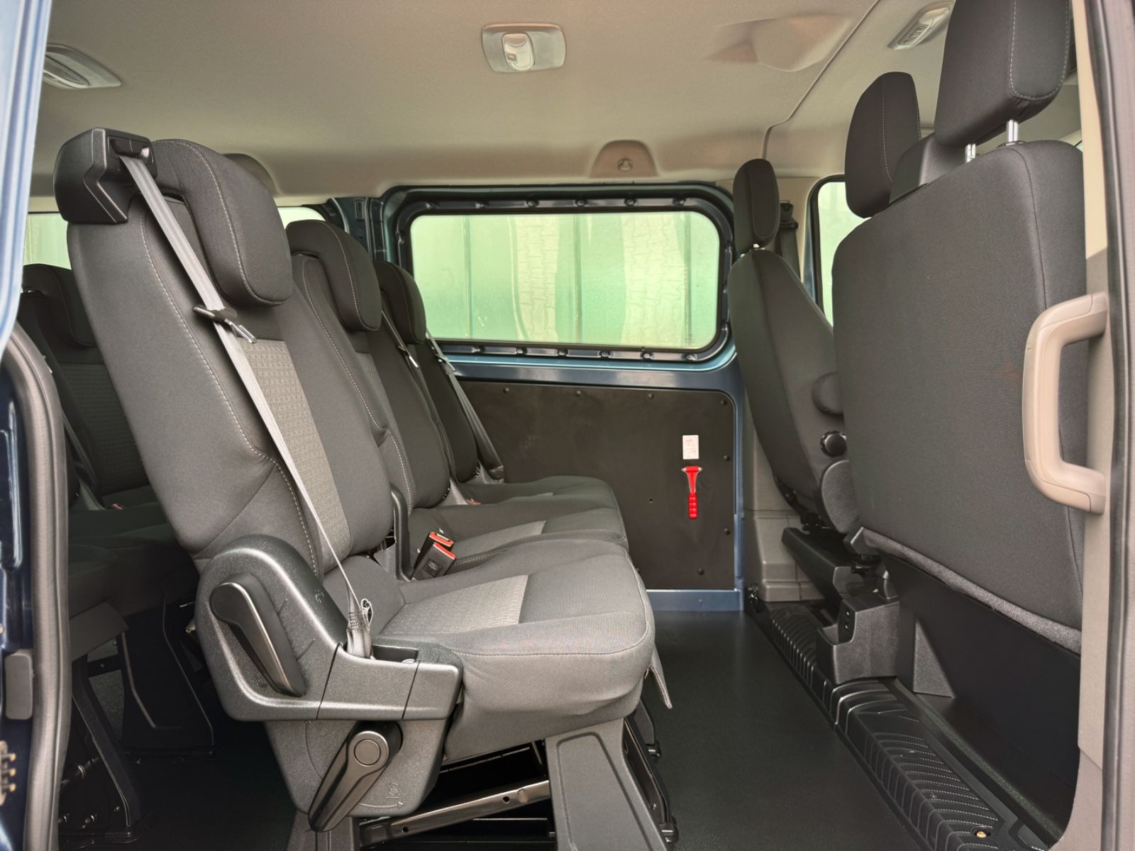 Fahrzeugabbildung Ford Transit/Tourneo Custom 340 L2 Trend *9-SITZE*