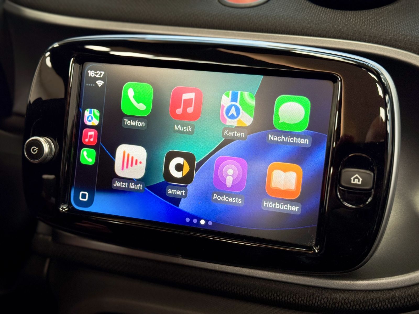 Fahrzeugabbildung Smart ForTwo Cabrio EQ Passion *CARPLAY|PDC|SHZ|TEL*