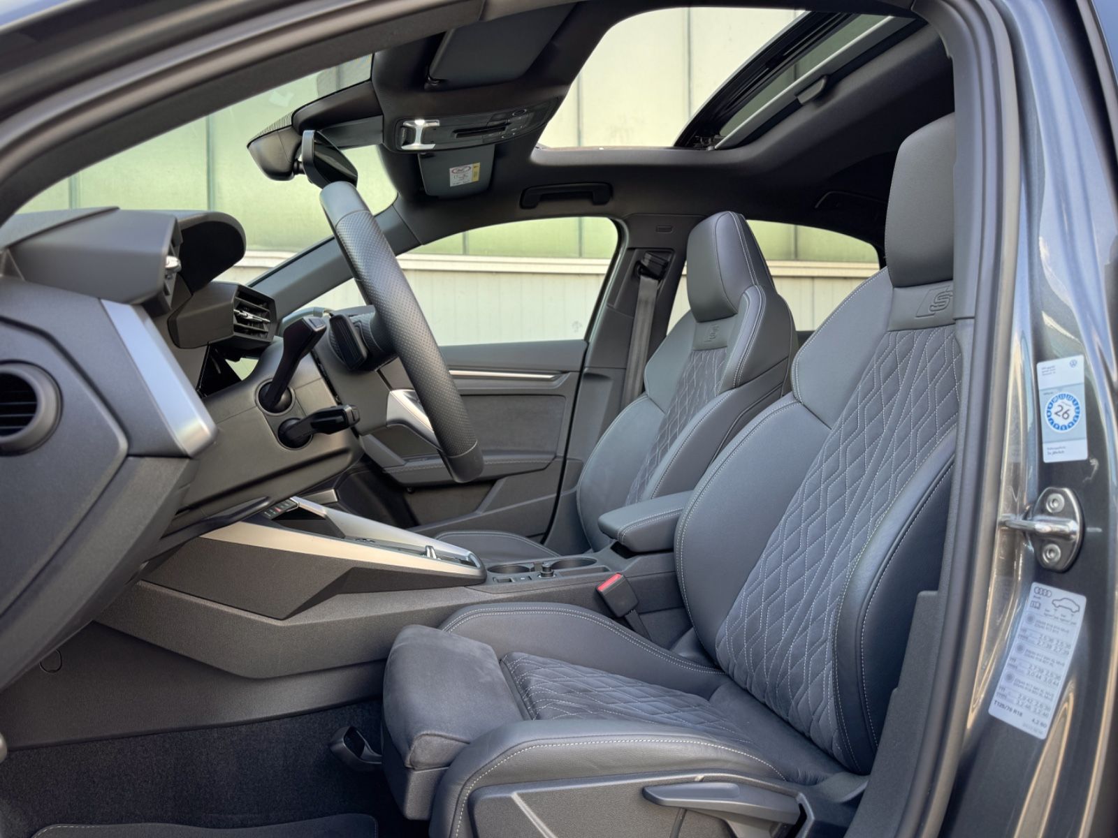 Fahrzeugabbildung Audi A3 40TDI quattro S line *PANO|STANDHEIZUNG*