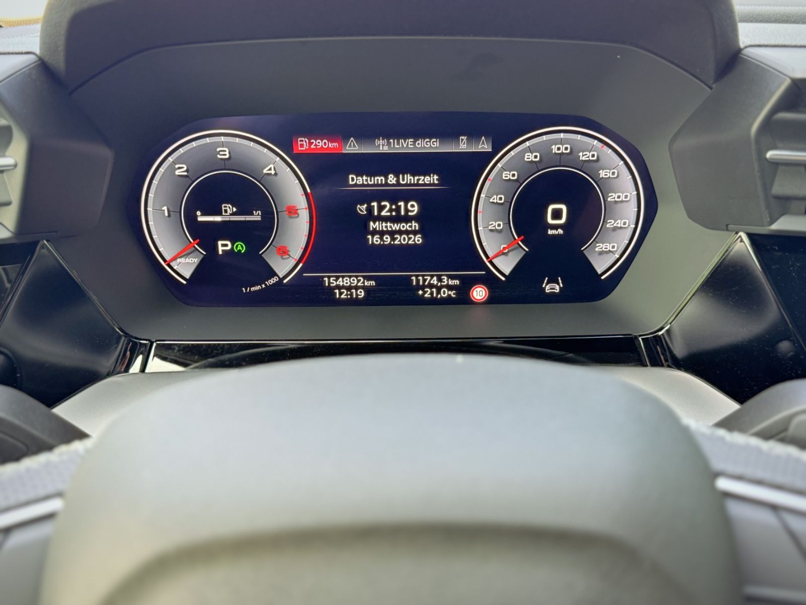 Fahrzeugabbildung Audi A3 40TDI quattro S line *PANO|STANDHEIZUNG*