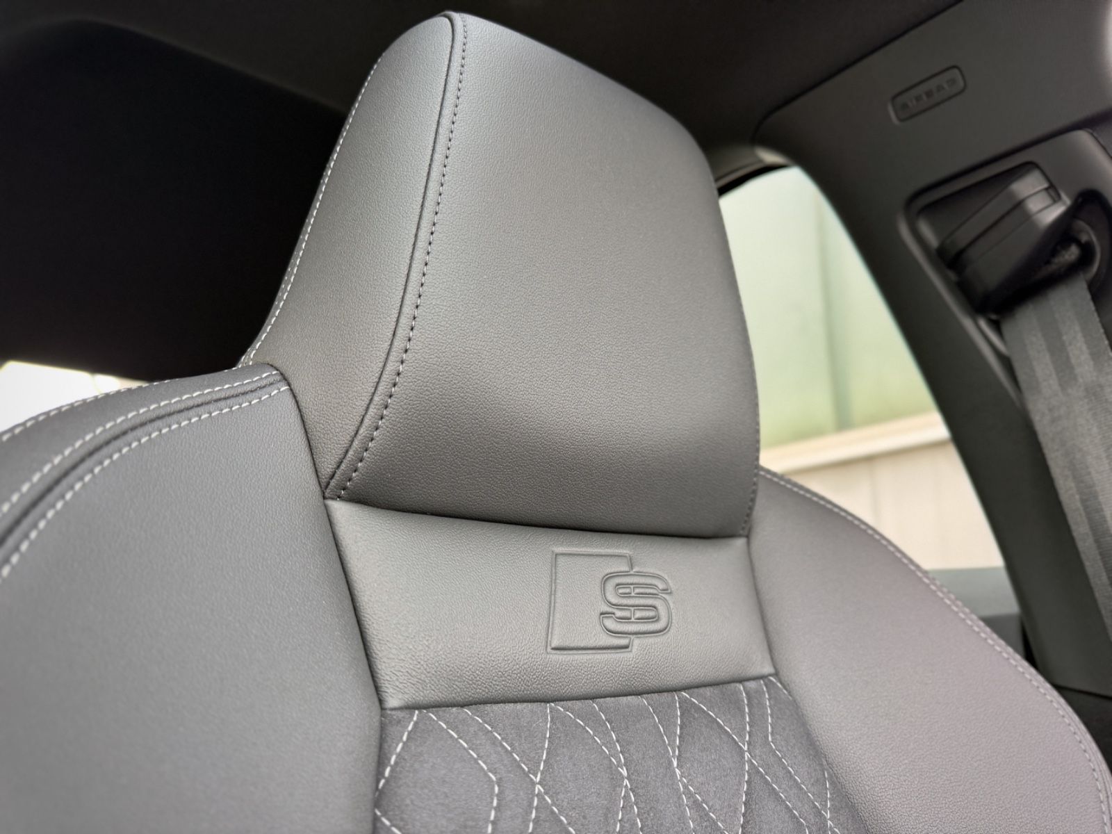 Fahrzeugabbildung Audi A3 40TDI quattro S line *PANO|STANDHEIZUNG*