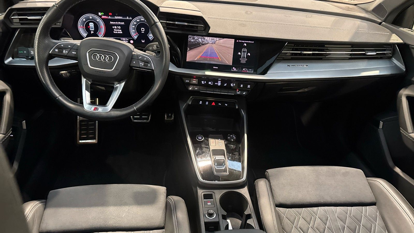 Fahrzeugabbildung Audi A3 40 2.0 TDI quattro S line *PANO|STANDHEIZUNG*