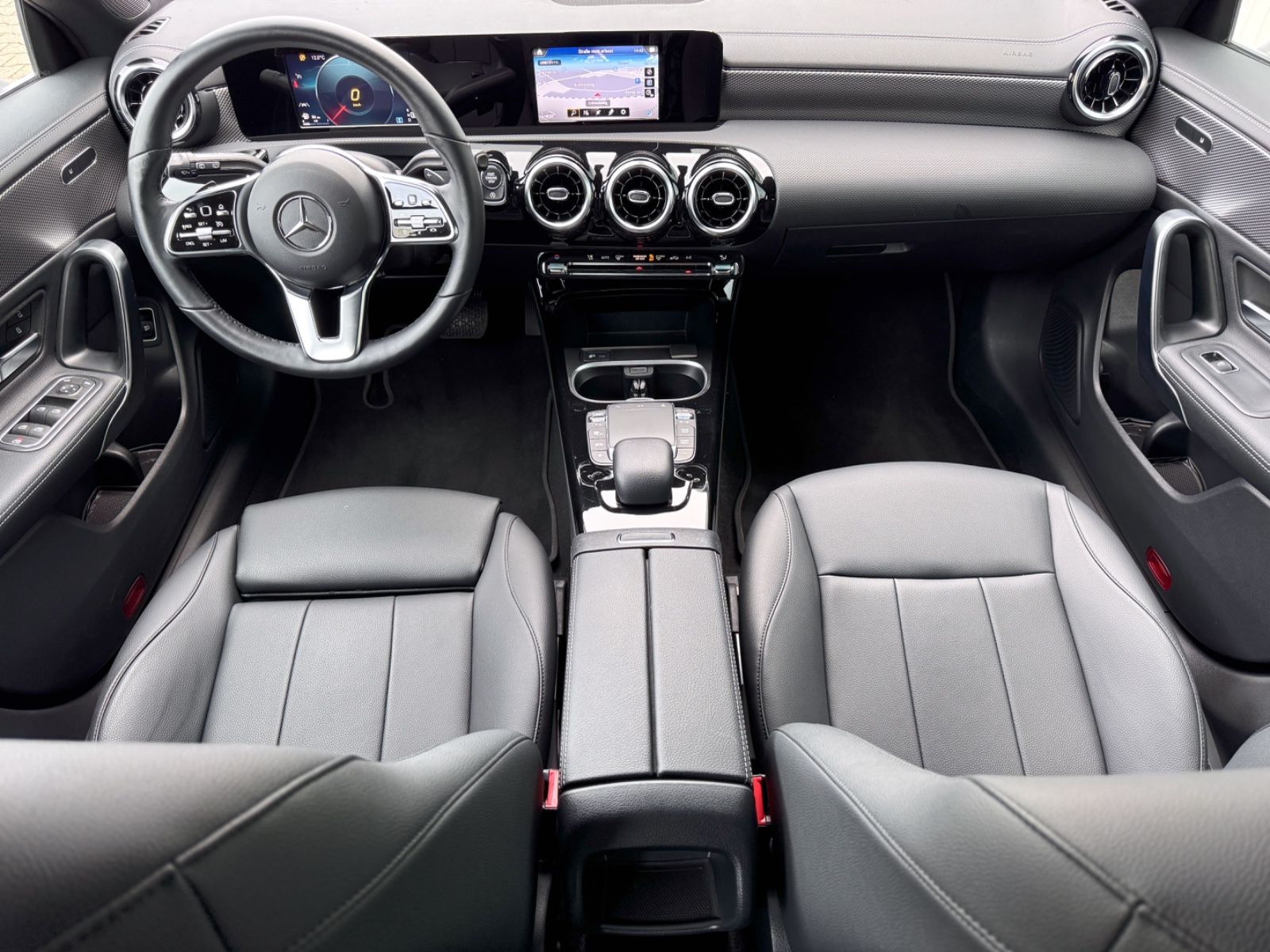 Fahrzeugabbildung Mercedes-Benz CLA 220d SB Progressive*8G|CAM|NAVI|ASSIST*