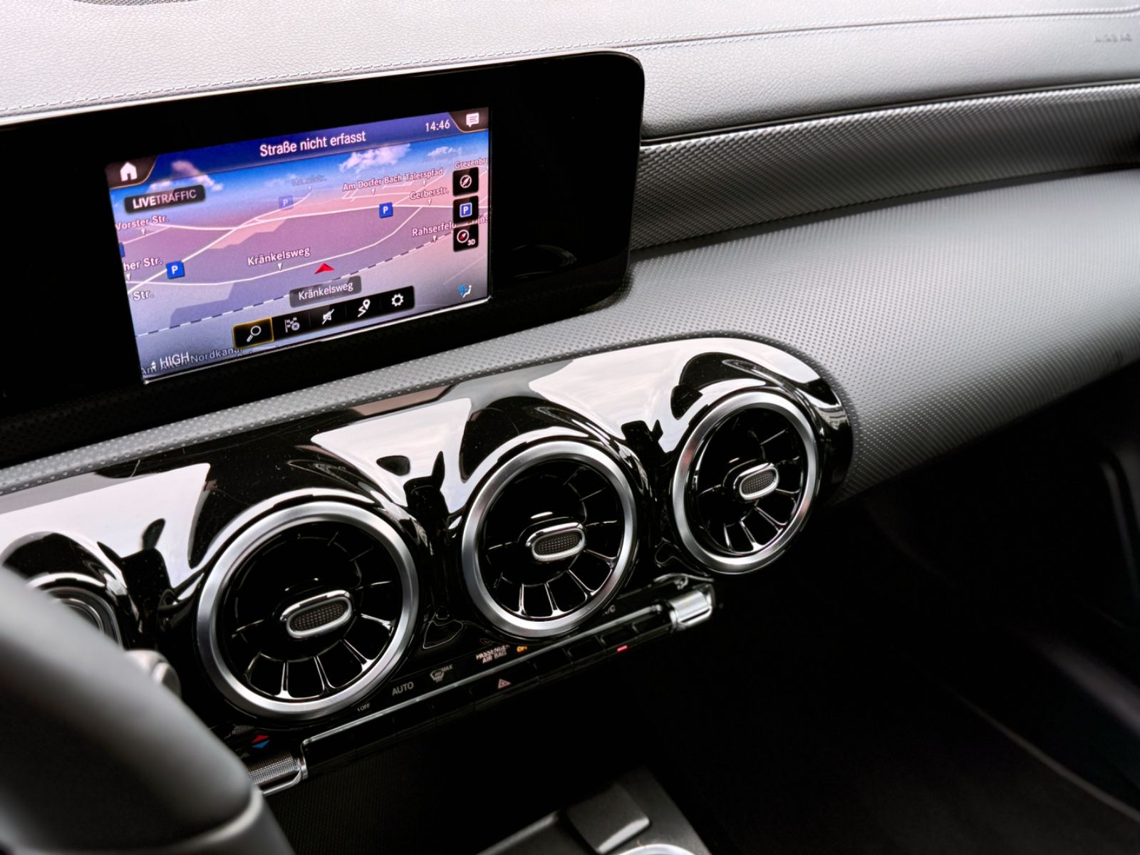 Fahrzeugabbildung Mercedes-Benz CLA 220d SB Progressive*8G|CAM|NAVI|ASSIST*