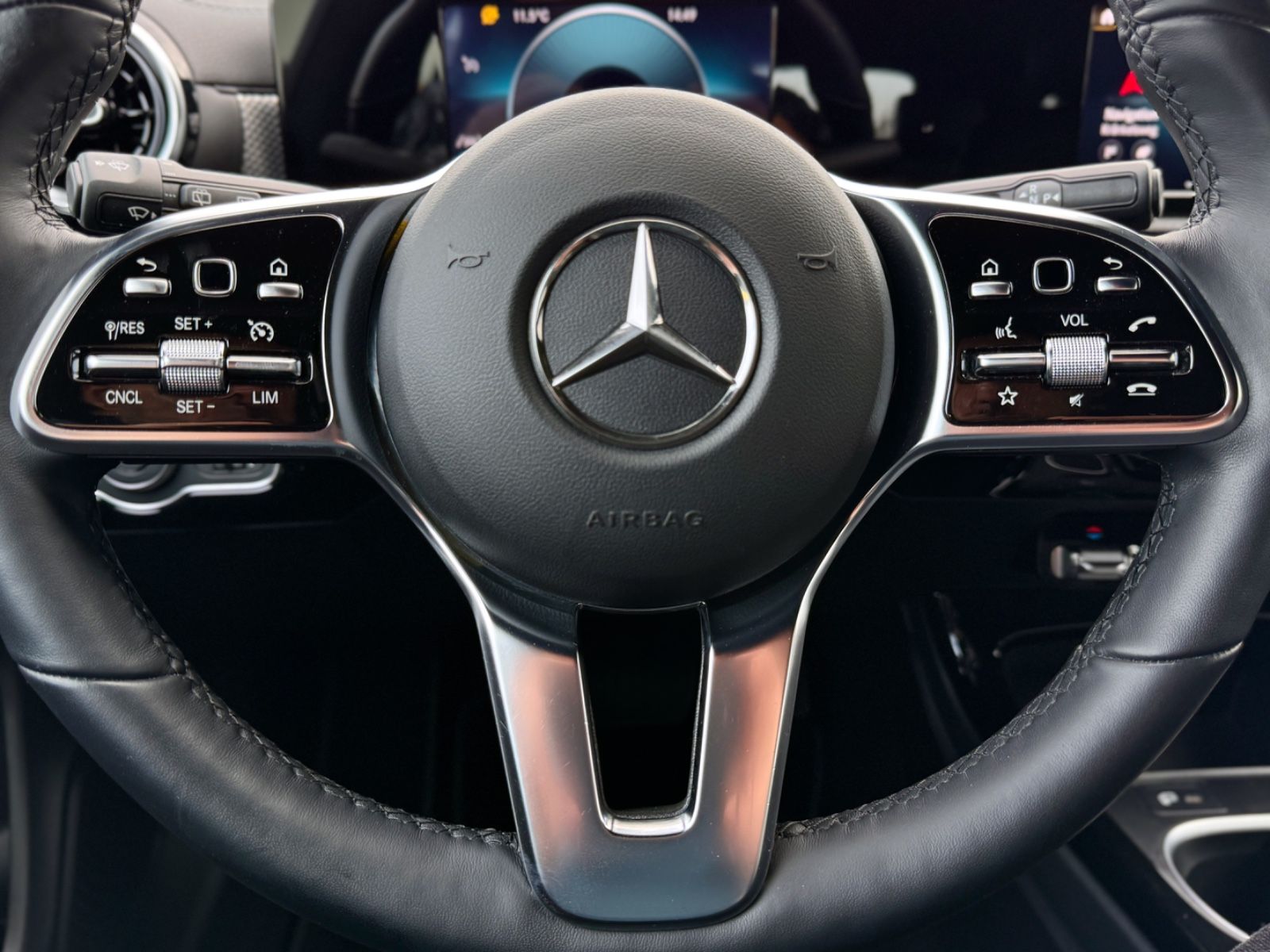 Fahrzeugabbildung Mercedes-Benz CLA 220d SB Progressive*8G|CAM|NAVI|ASSIST*