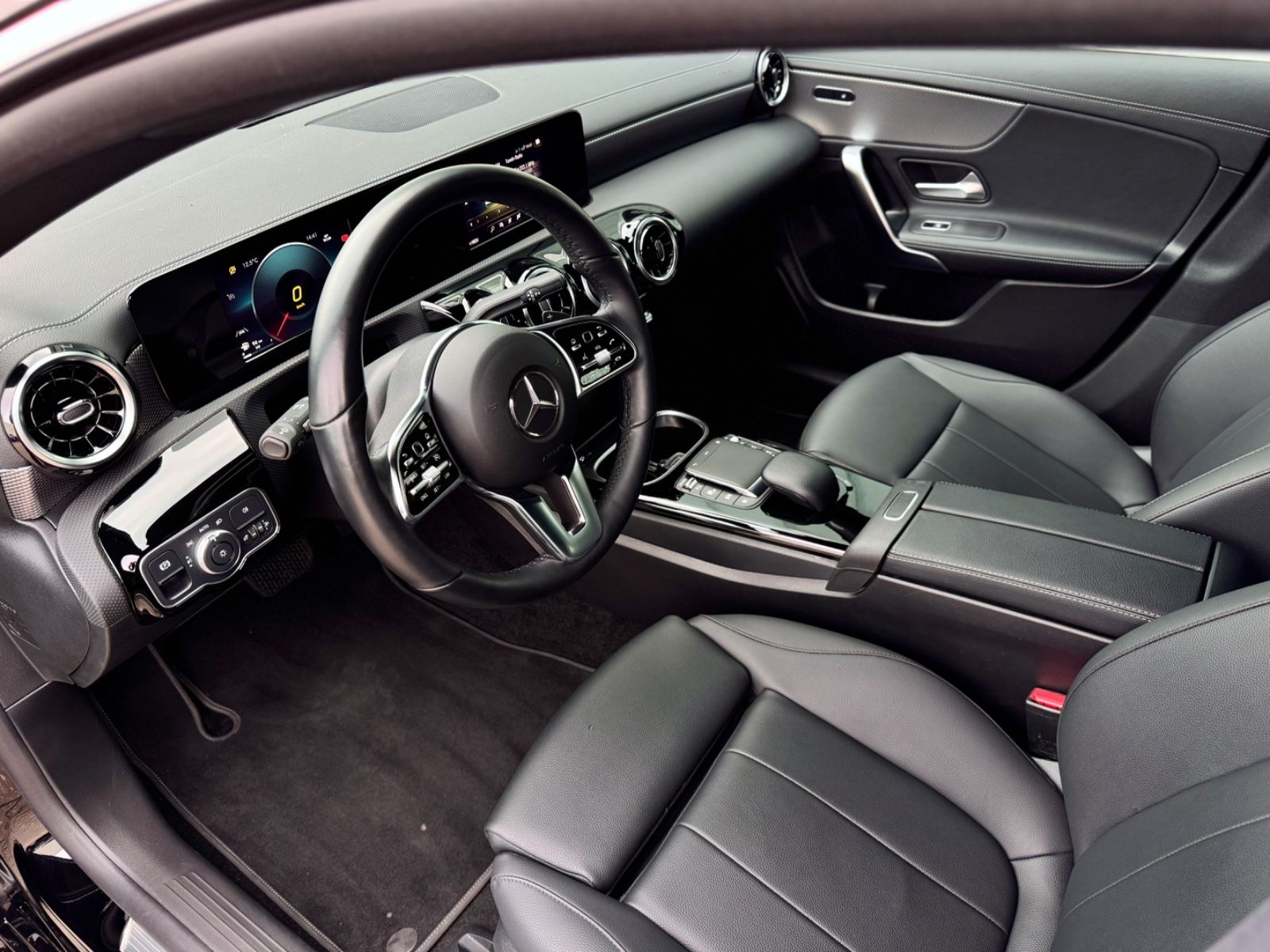 Fahrzeugabbildung Mercedes-Benz CLA 220d SB Progressive*8G|CAM|NAVI|ASSIST*