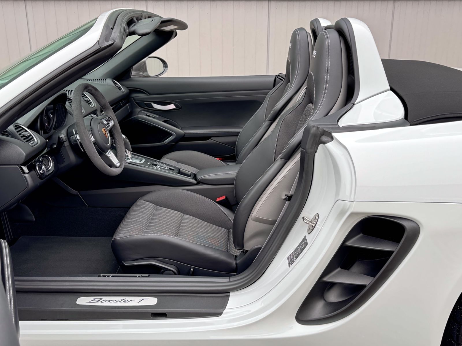 Fahrzeugabbildung Porsche 718 T PDK Boxster *XENON|NAVI|DAB|CAM|1.HAND*