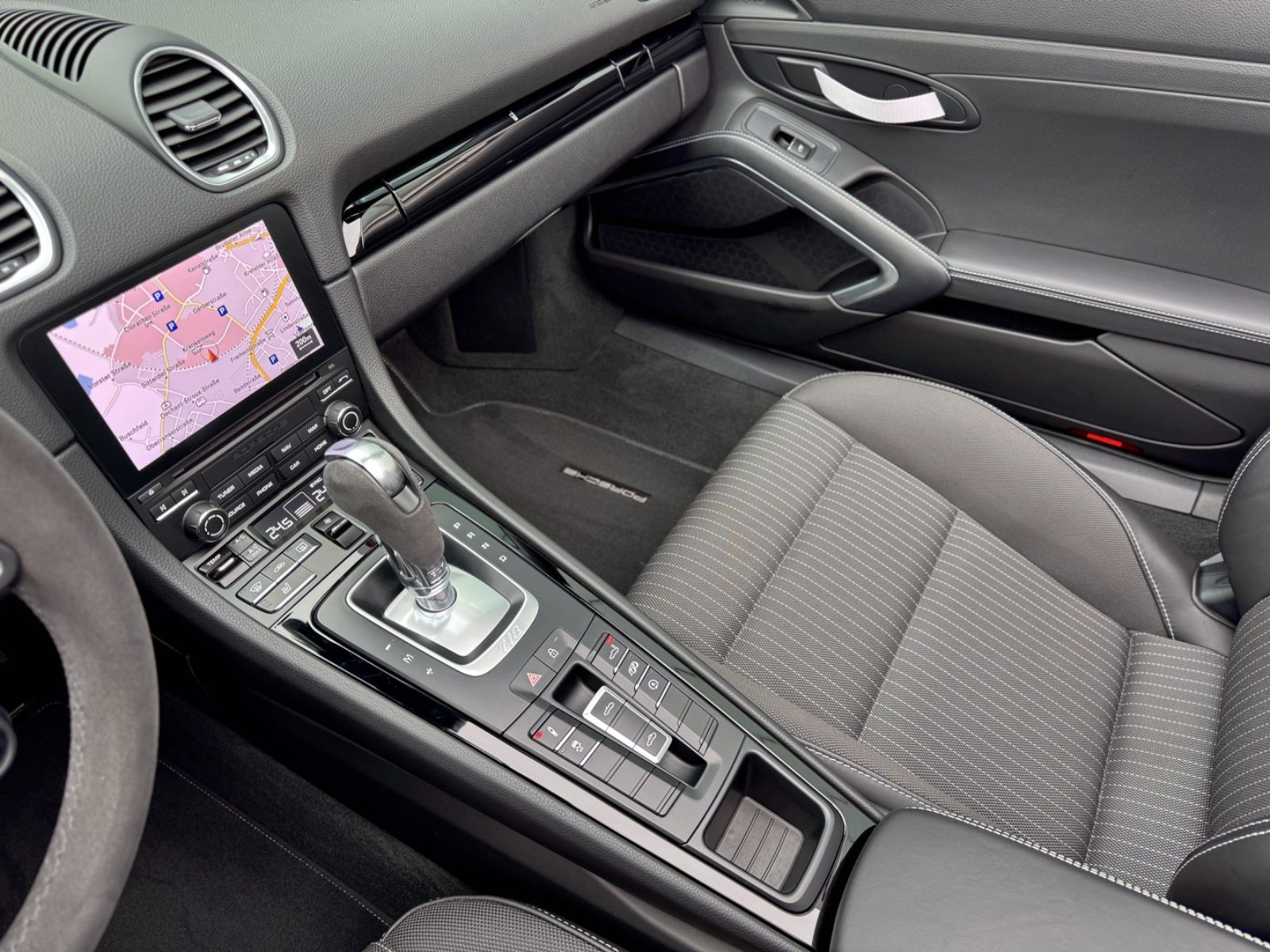 Fahrzeugabbildung Porsche 718 T PDK Boxster *XENON|NAVI|DAB|CAM|1.HAND*