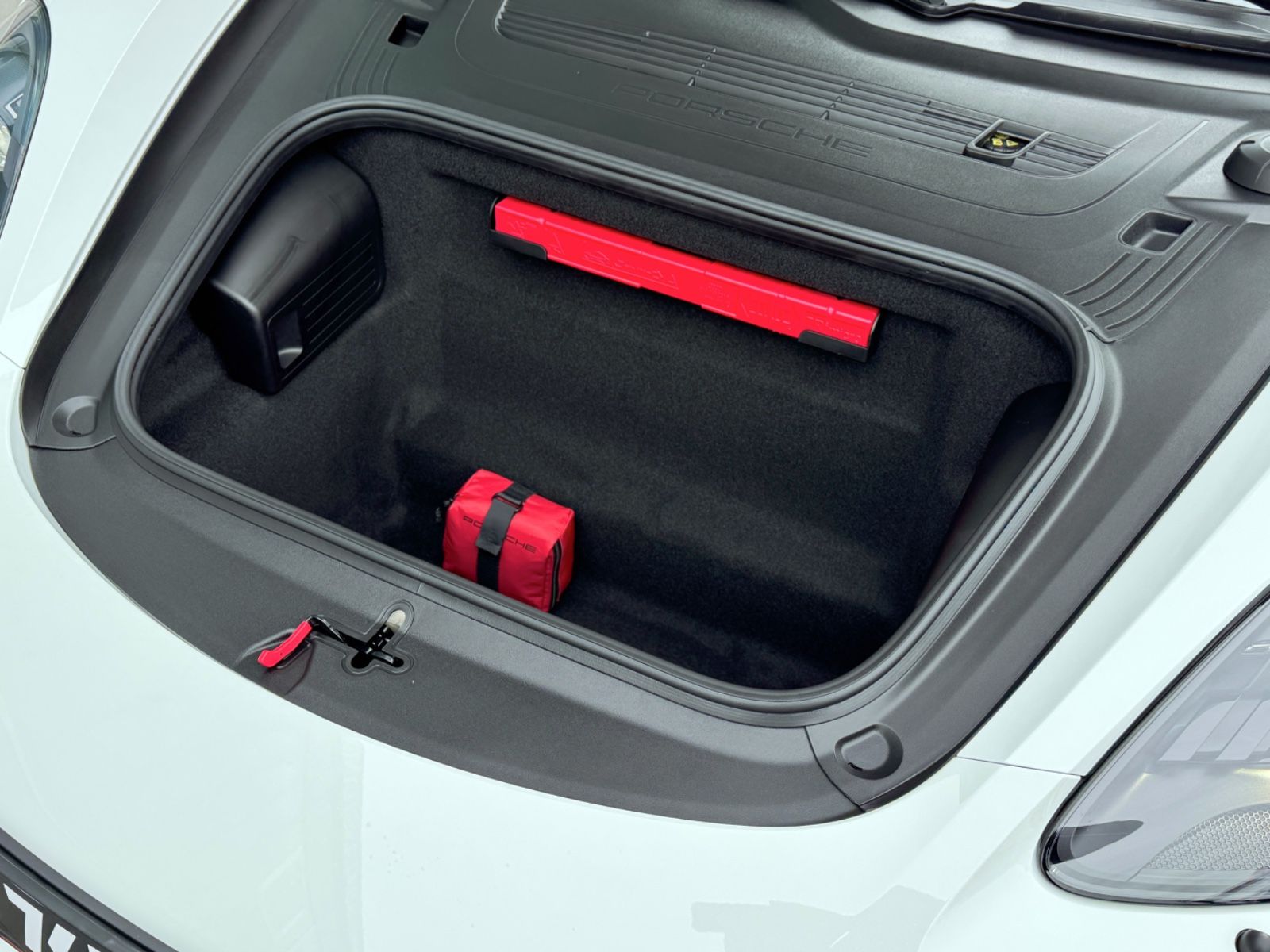 Fahrzeugabbildung Porsche 718 T PDK Boxster *XENON|NAVI|DAB|CAM|1.HAND*