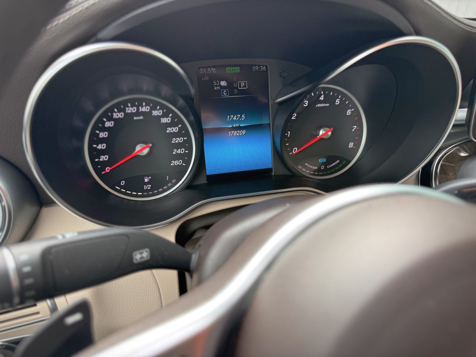 Fahrzeugabbildung Mercedes-Benz GLC 300e Coupe 4Matic *9G|LED|CAM|AHK*