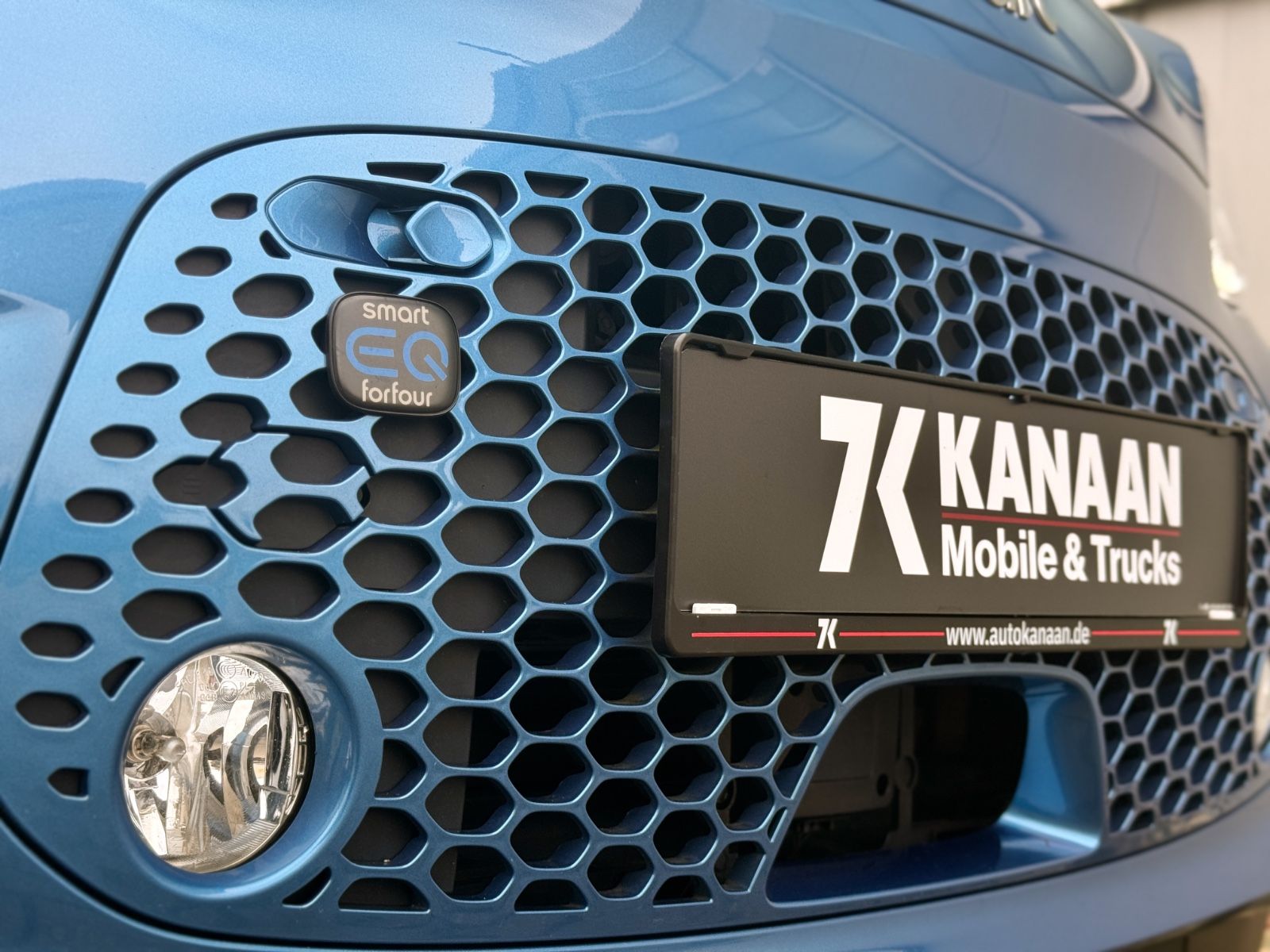 Fahrzeugabbildung Smart ForFour EQ Prime Exclusive *NAVI|CAM|LED*