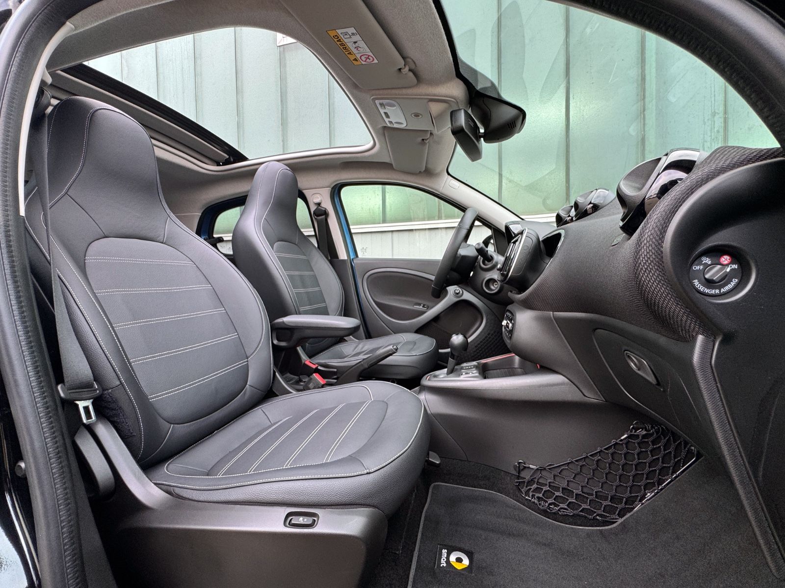 Fahrzeugabbildung Smart ForFour EQ Prime Exclusive *NAVI|CAM|LED*