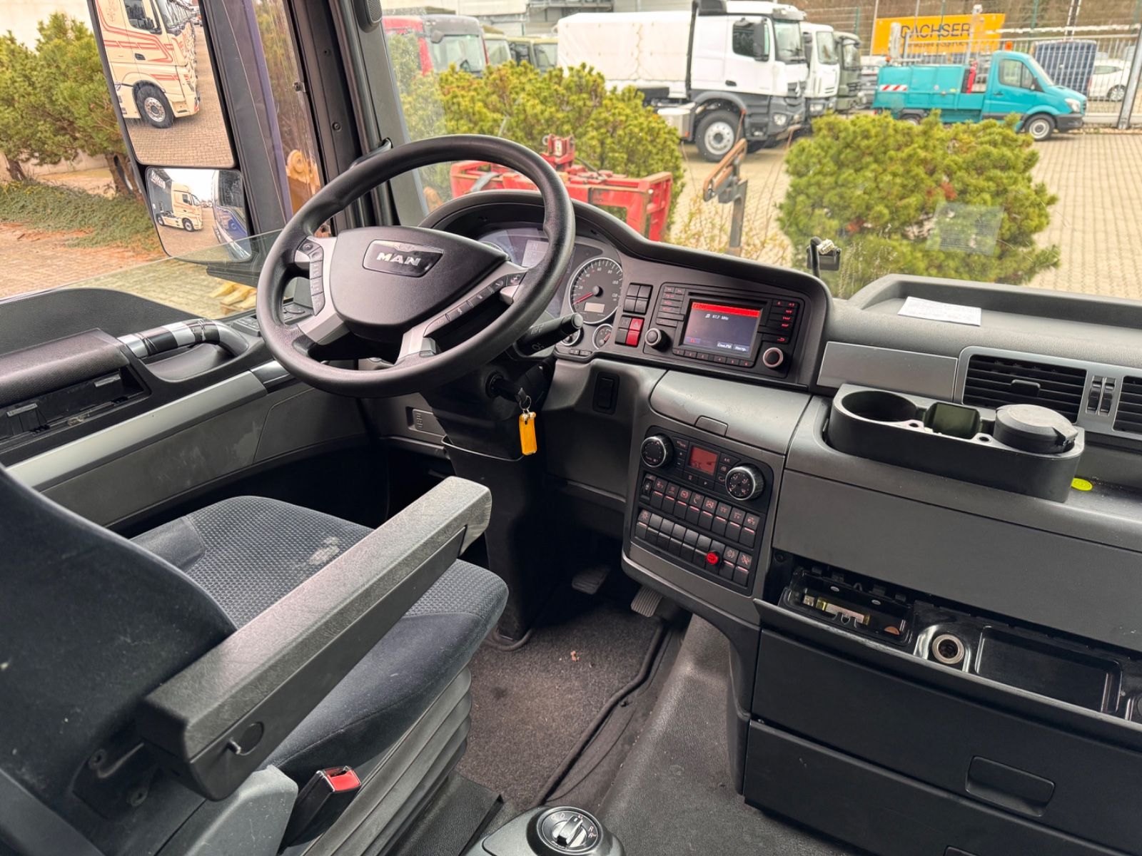 Fahrzeugabbildung MAN TGX 18.440 4x2   BLS  XLX    2 x Vorhanden !!!