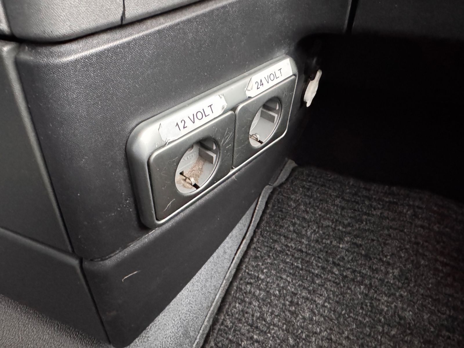 Fahrzeugabbildung MAN TGX 18.440 4x2   LLS-U LowLiner XXL