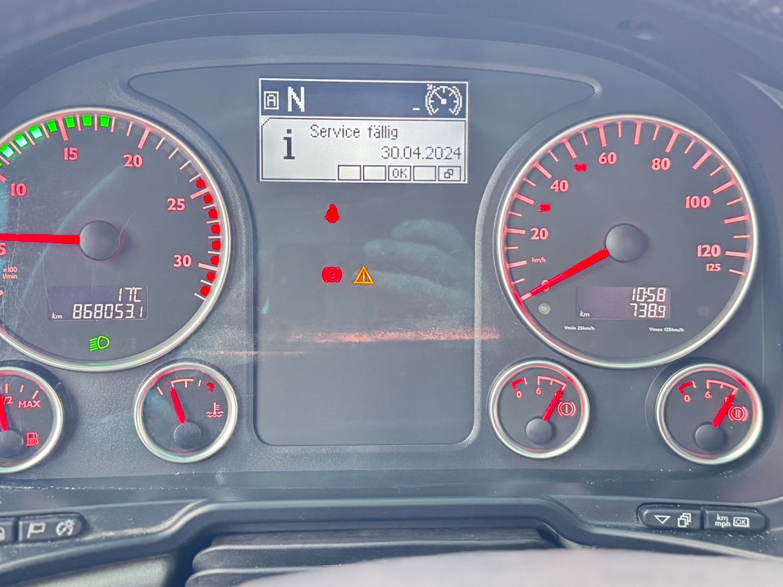 Fahrzeugabbildung MAN TGX 18.440 4x2   LLS-U LowLiner XXL