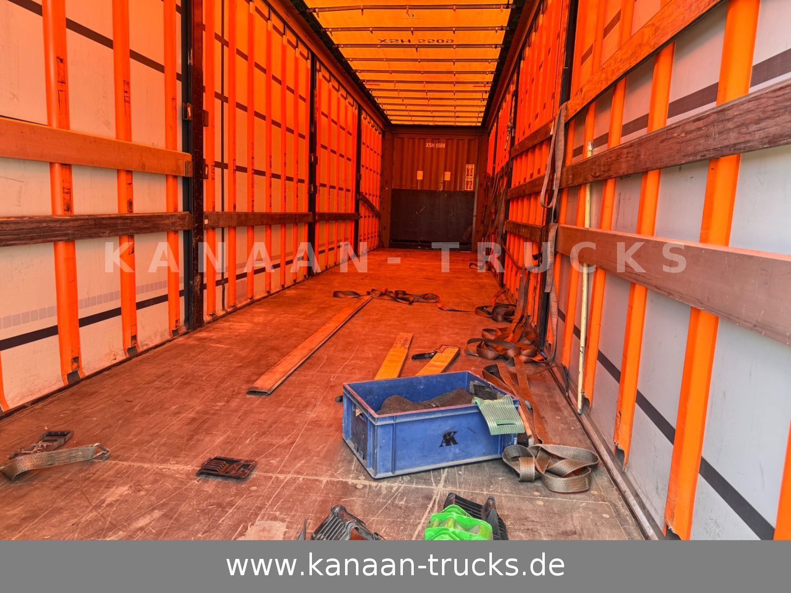 Fahrzeugabbildung Krone SD Curtainsider MEGA Jumbo XL Zert Getränke etc