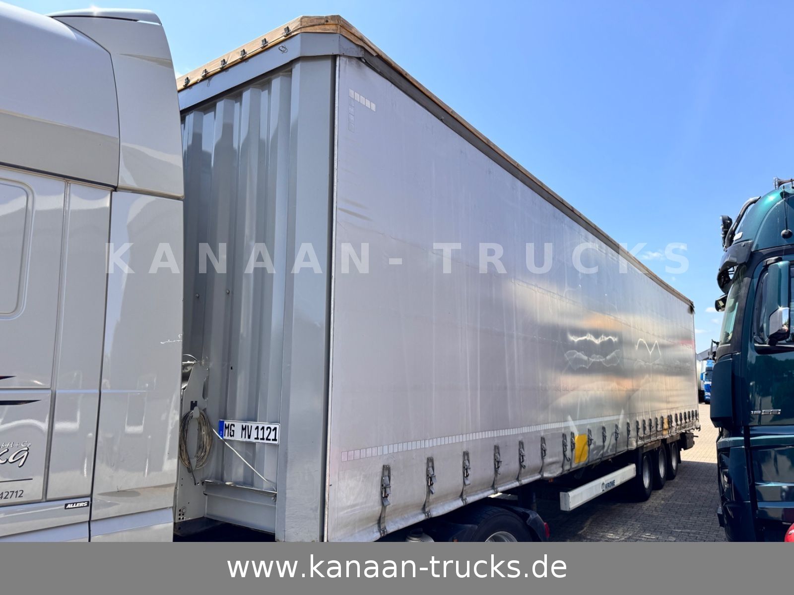 Fahrzeugabbildung Krone SD Curtainsider MEGA Jumbo XL Zert Getränke etc