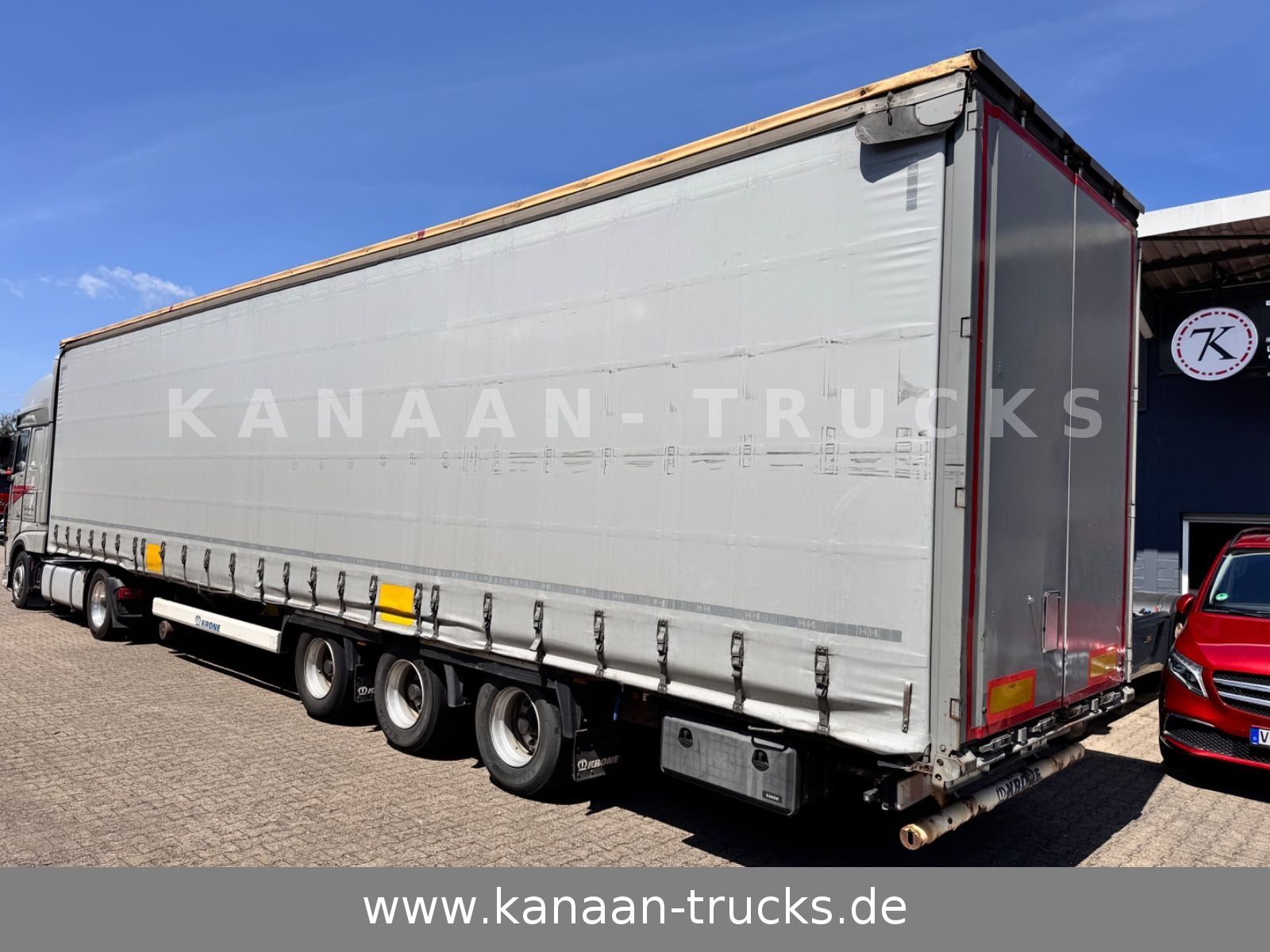 Fahrzeugabbildung Krone SD Curtainsider MEGA Jumbo XL Zert Getränke etc