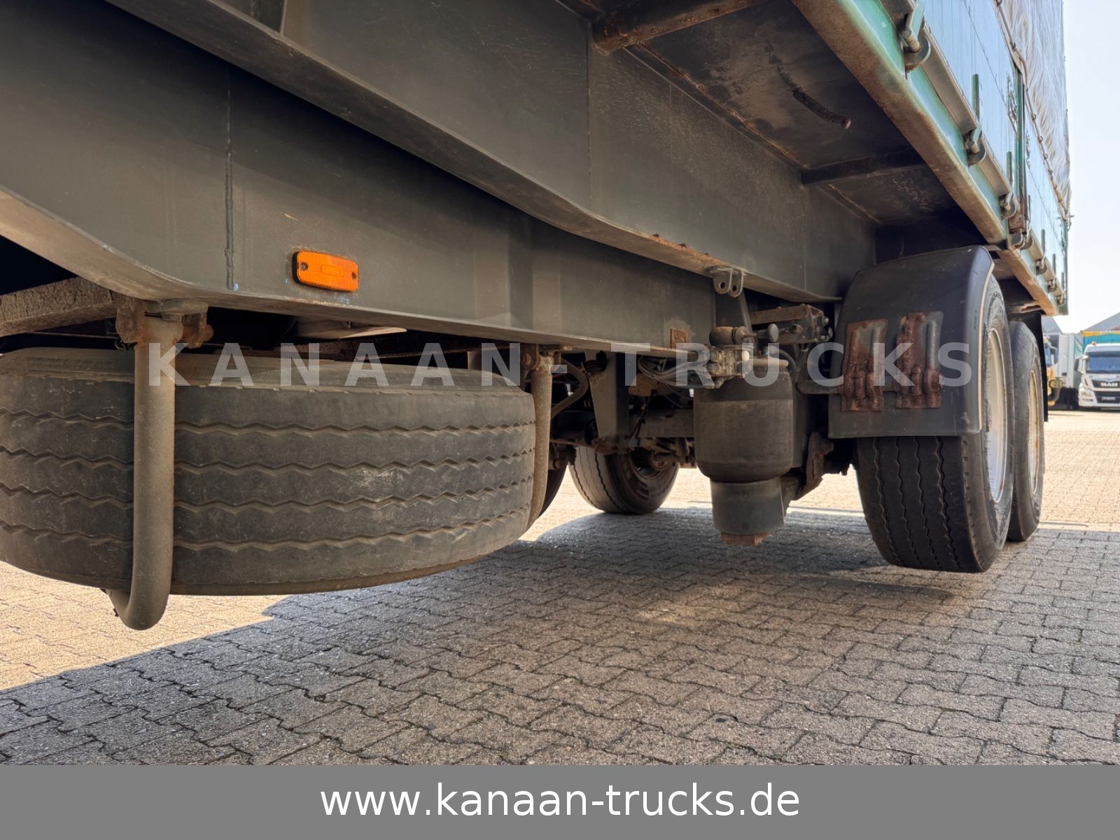 Fahrzeugabbildung Andere KUMMLIN 3-Achs Getreide Kipper 3 Seiten Liftachs