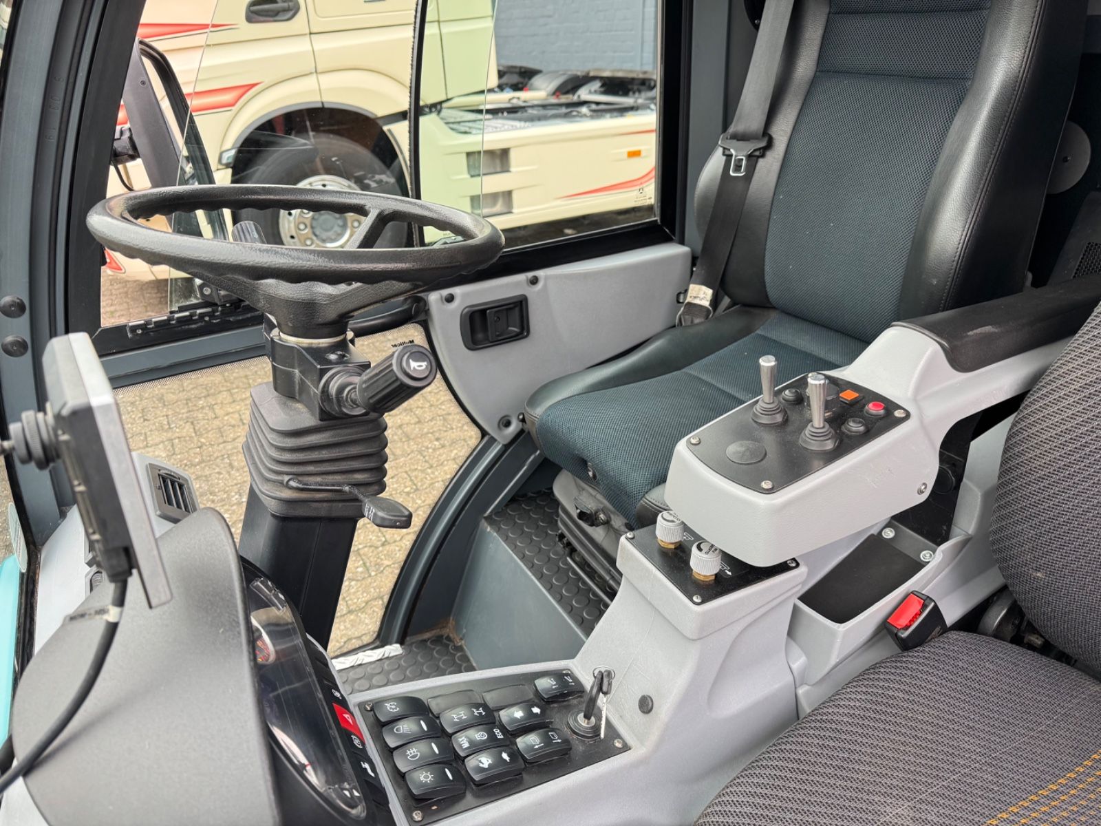 Fahrzeugabbildung Hako Citymaster 2200 Kehrmaschine Sweeper