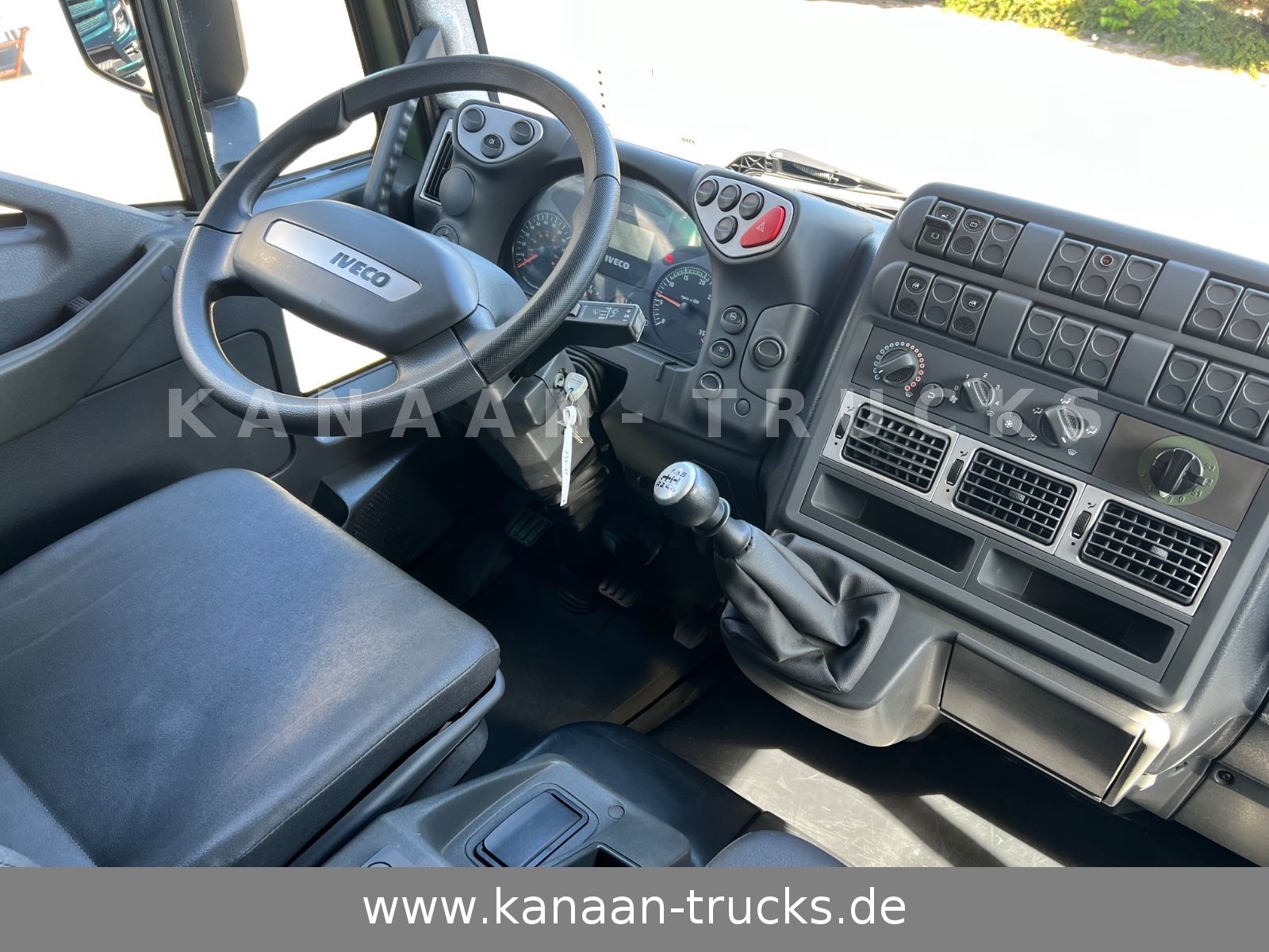 Fahrzeugabbildung Iveco ML100E22WM-BW 4x4 Miltär Camper Exped 19 TKm