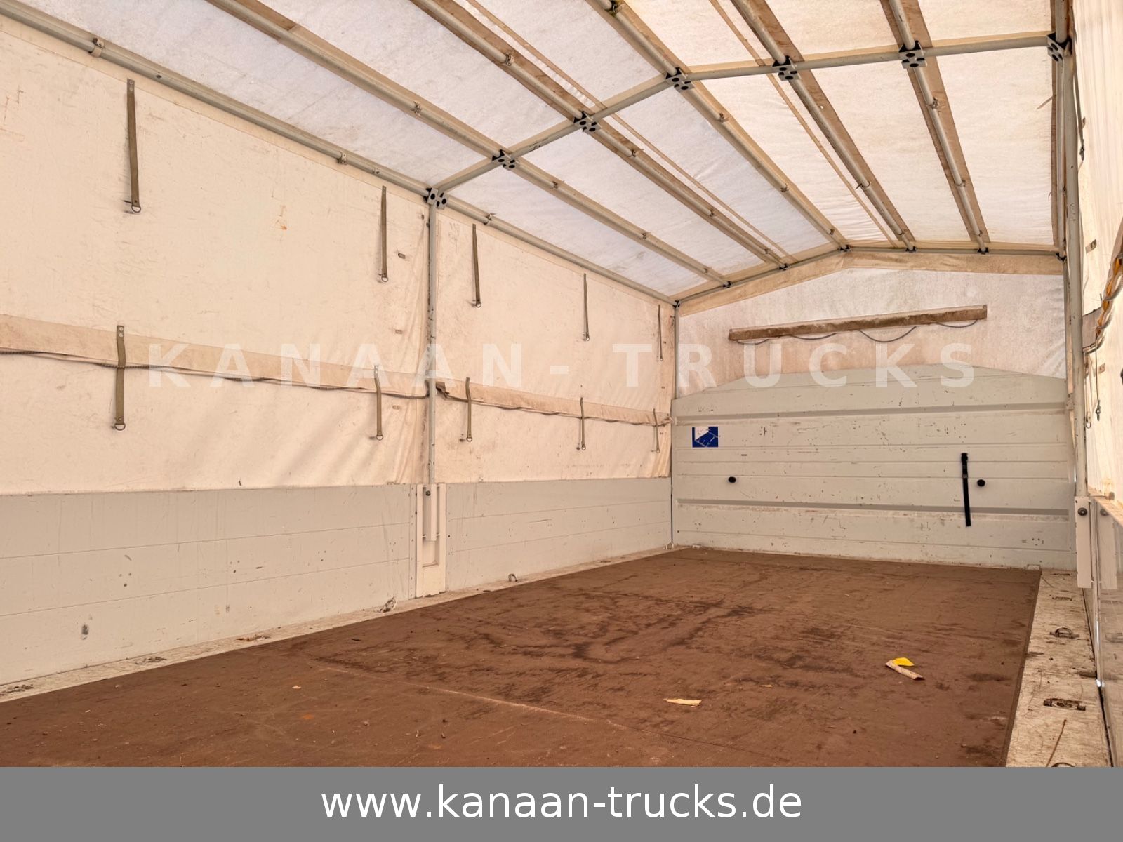 Fahrzeugabbildung Iveco 140 E240  Eurocargo 4x4 Miltär Camper Expedition