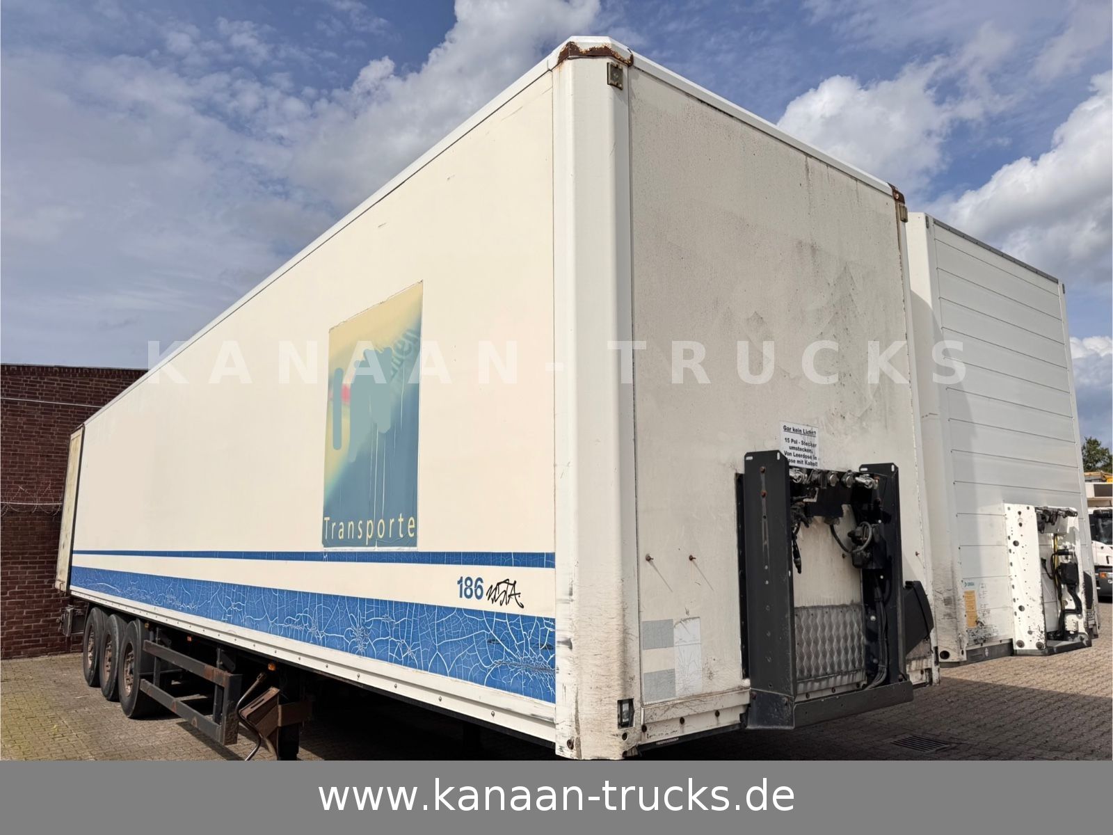 Fahrzeugabbildung Kögel SPKH 24 Koffer 3-Achser