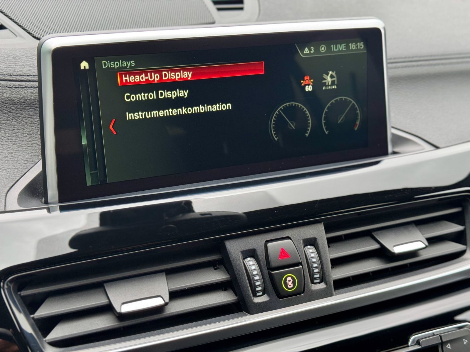 Fahrzeugabbildung BMW X2 20i M-SPORT *HEAD-UP|CAM|NAVI*