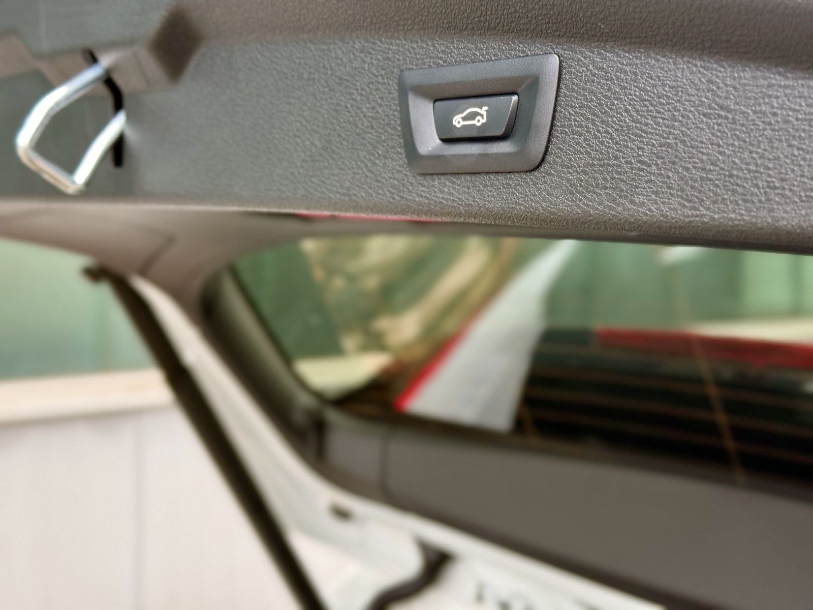 Fahrzeugabbildung BMW X2 20i M-SPORT *HEAD-UP|CAM|NAVI*