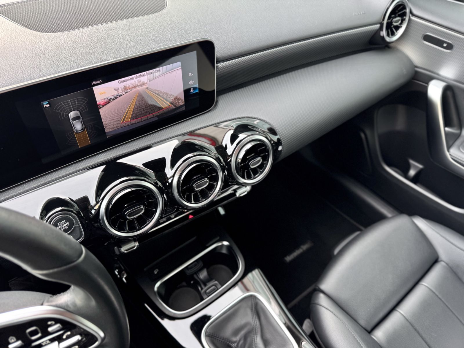 Fahrzeugabbildung Mercedes-Benz A 180 Progressive *CAM|NAVI|ASSIST*