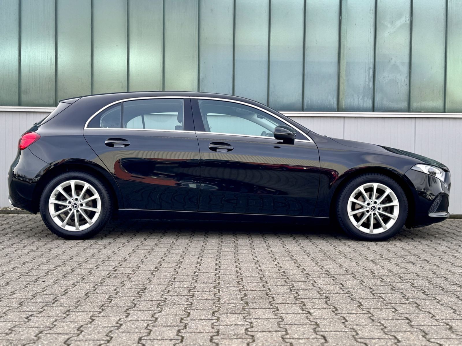 Fahrzeugabbildung Mercedes-Benz A 180 Progressive *CAM|NAVI|ASSIST*